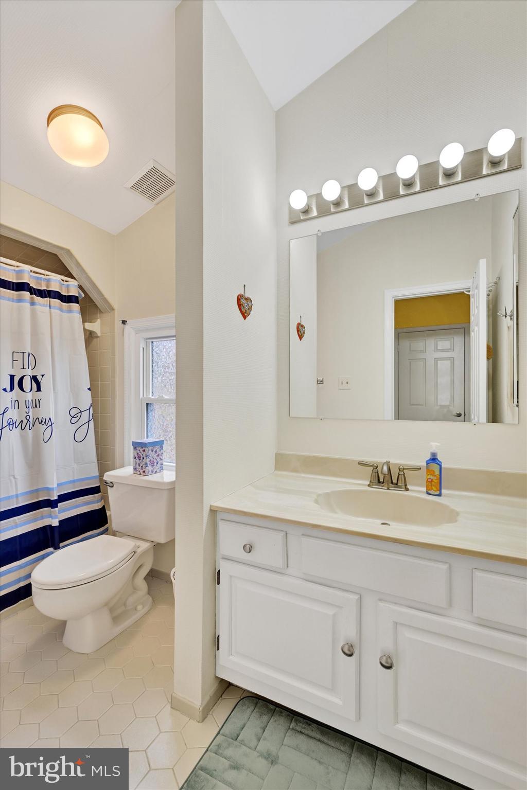 HERITAGE HARBOUR - Residential