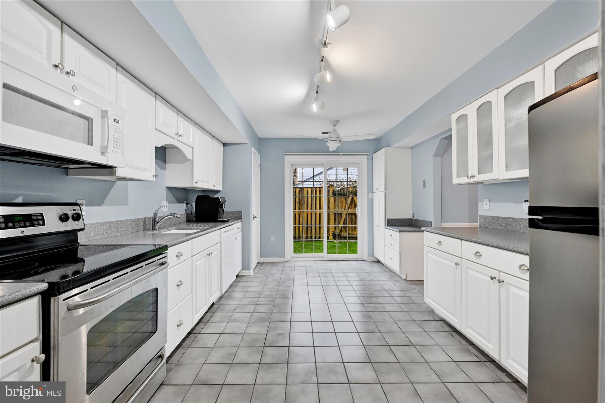 HERITAGE HARBOUR - Residential