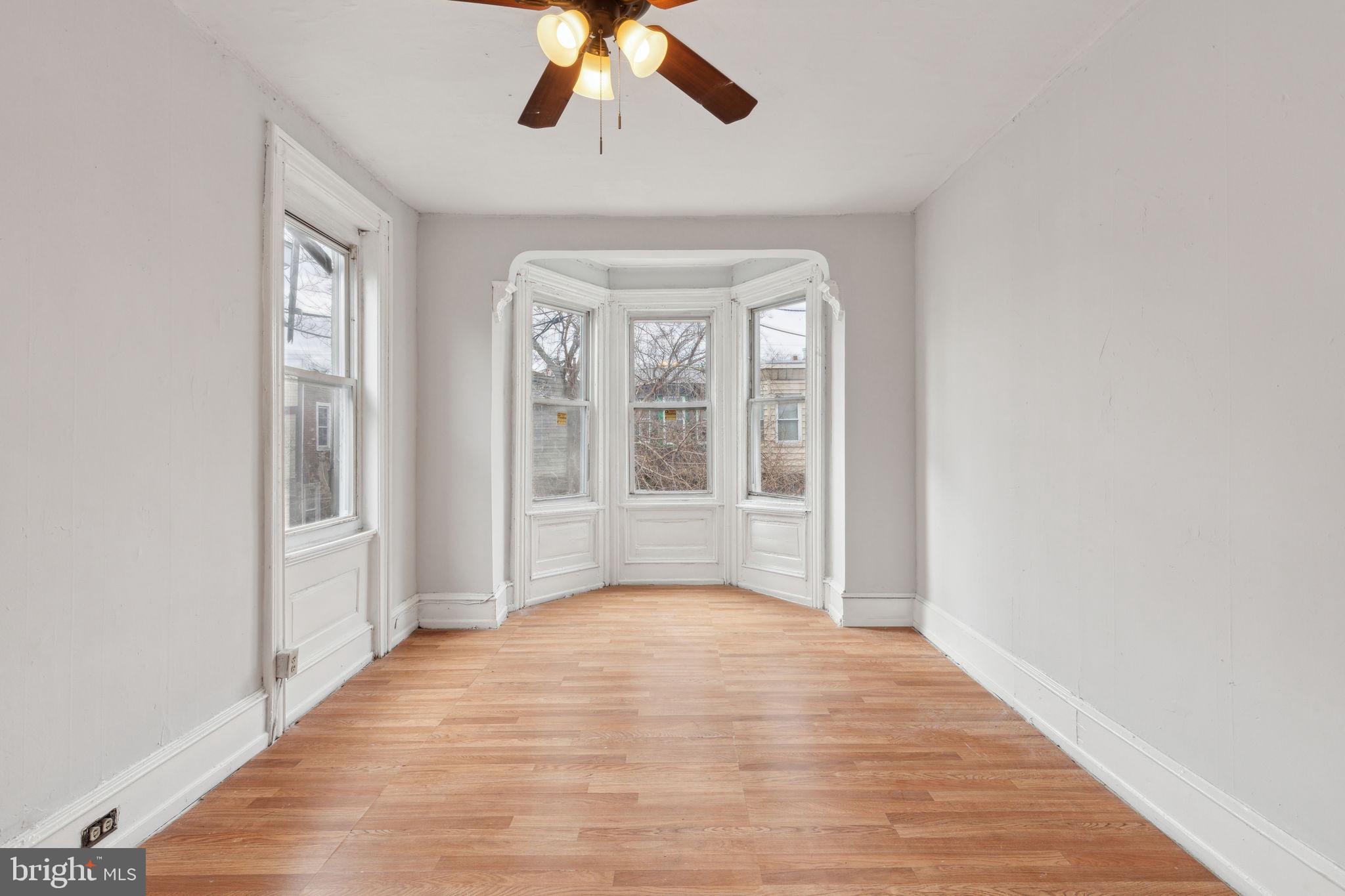 HUNTING PARK - Residential Income