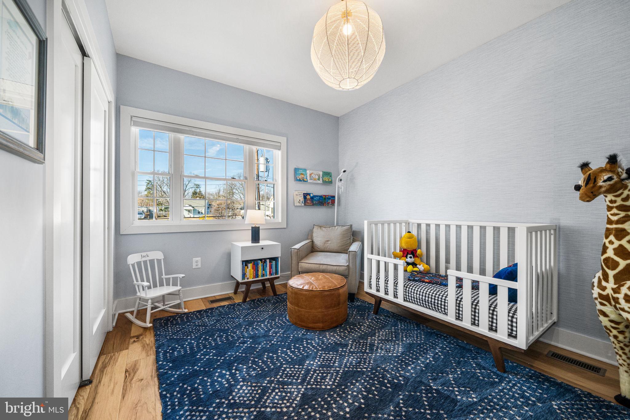 FALLS CHURCH - Residential