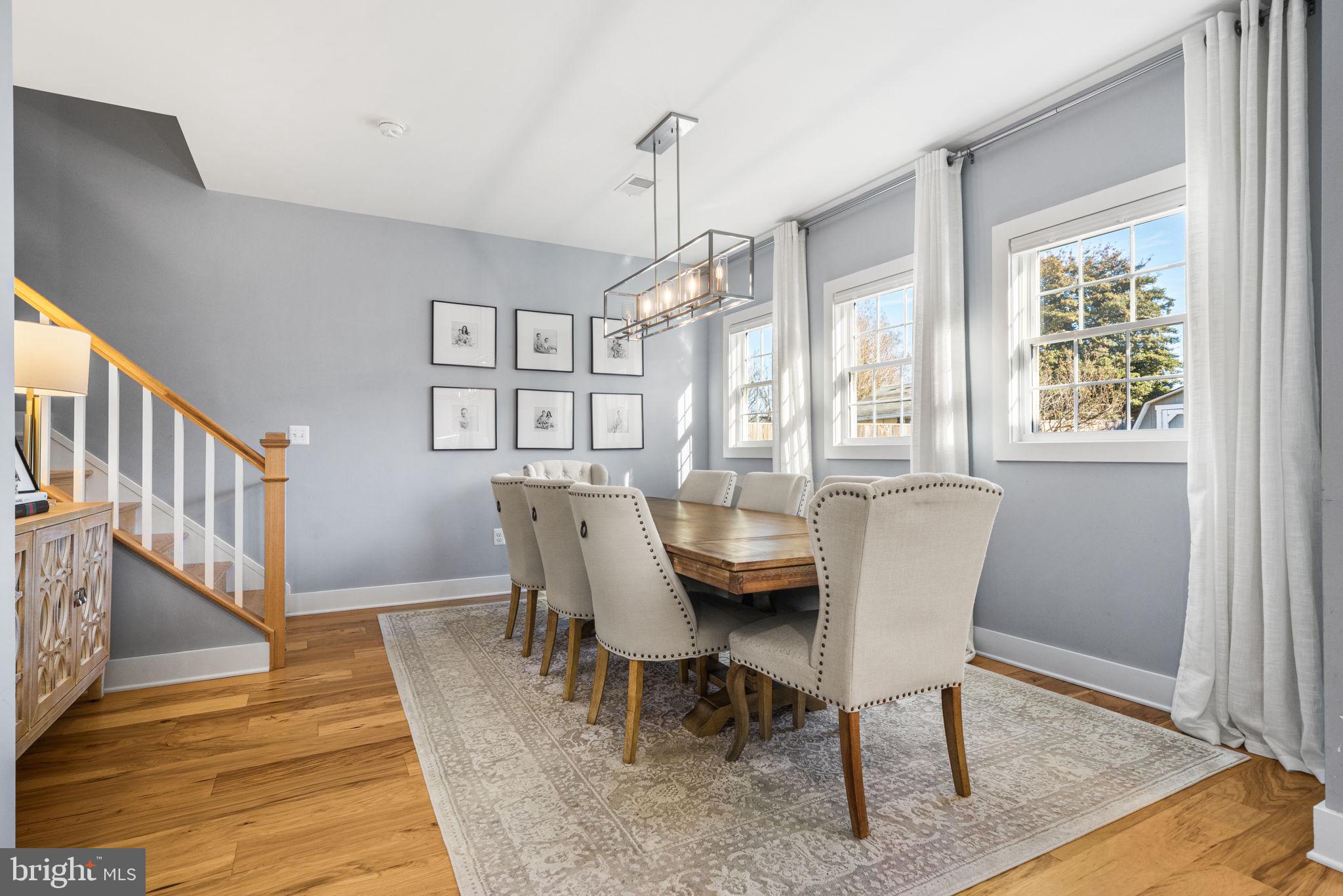 FALLS CHURCH - Residential