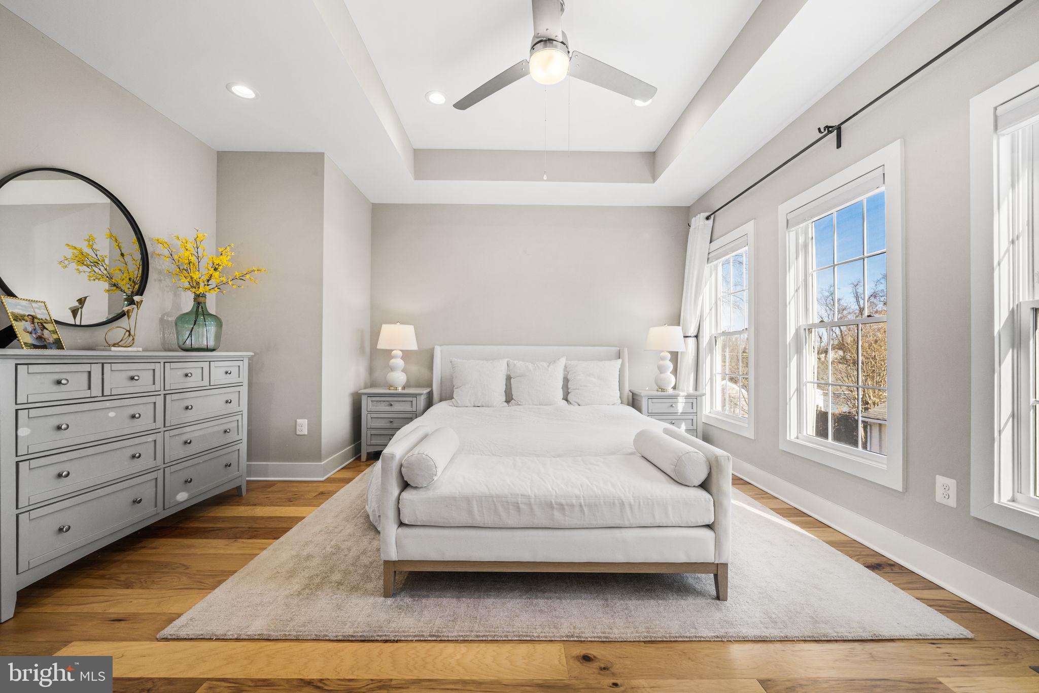 FALLS CHURCH - Residential