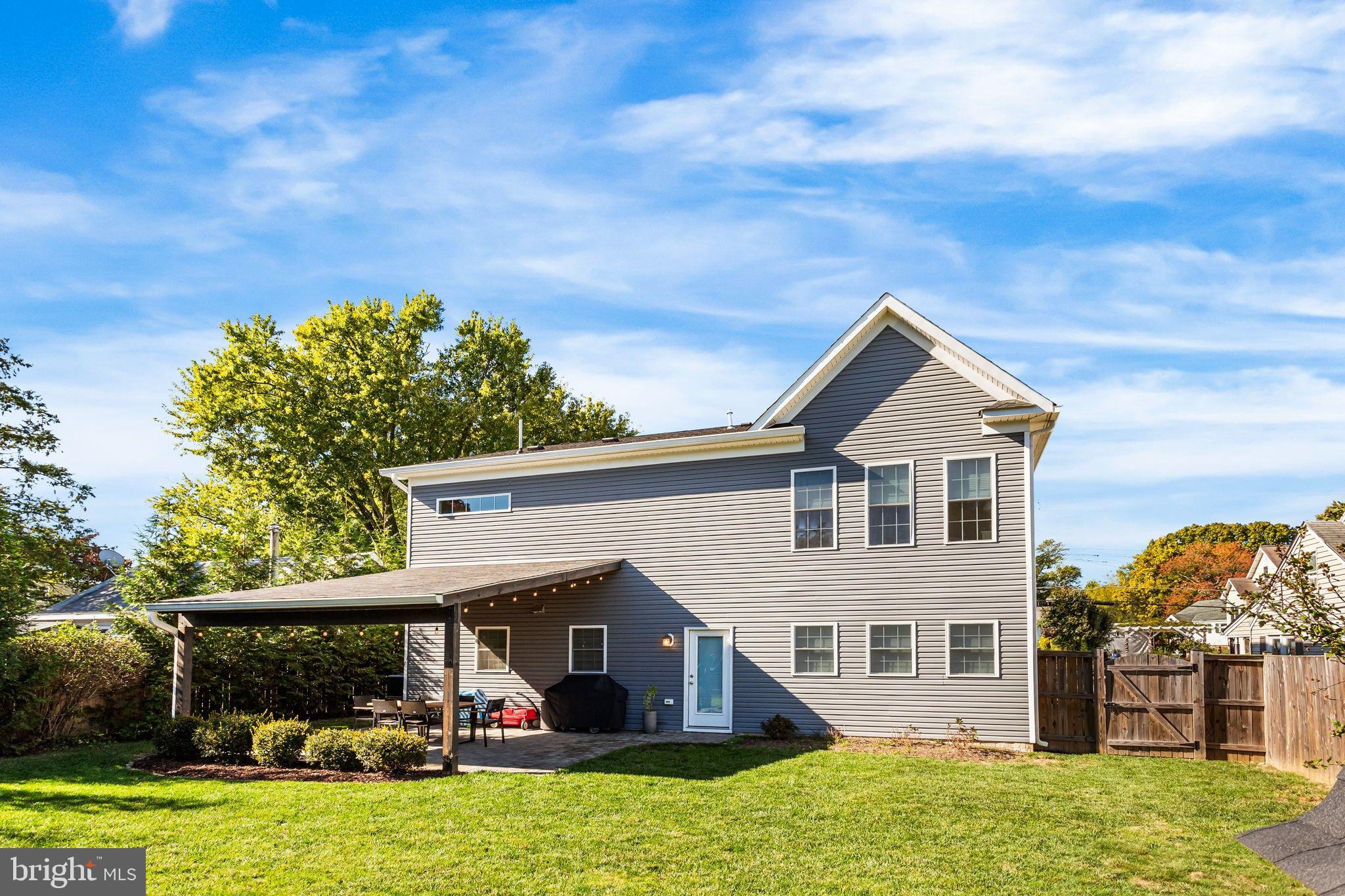 FALLS CHURCH - Residential