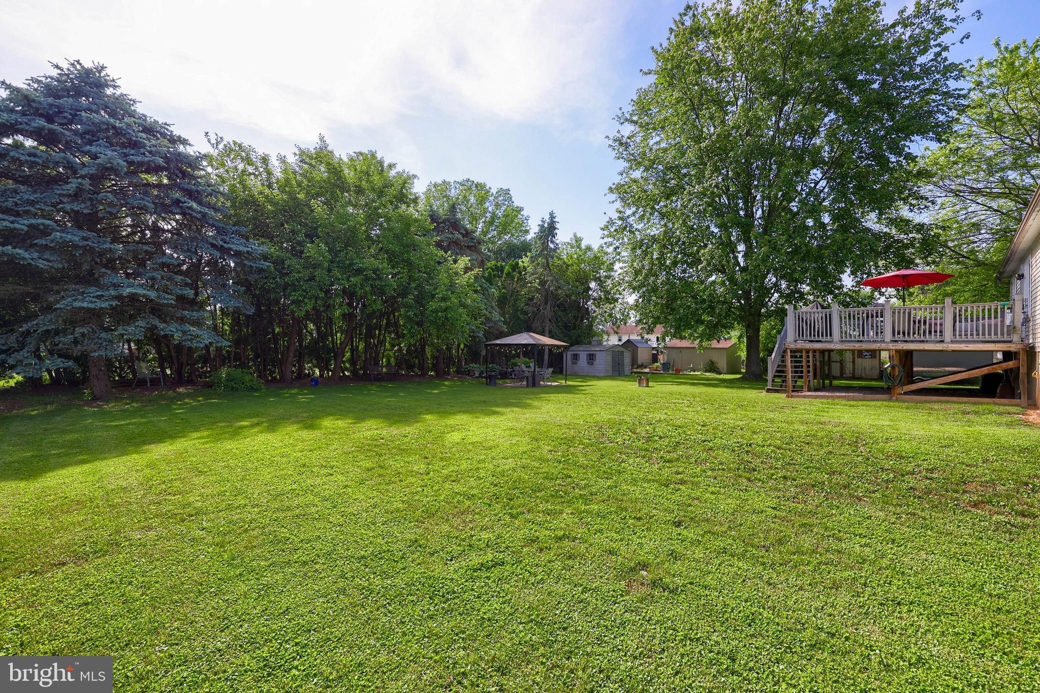 CHESTNUT HILL - Residential