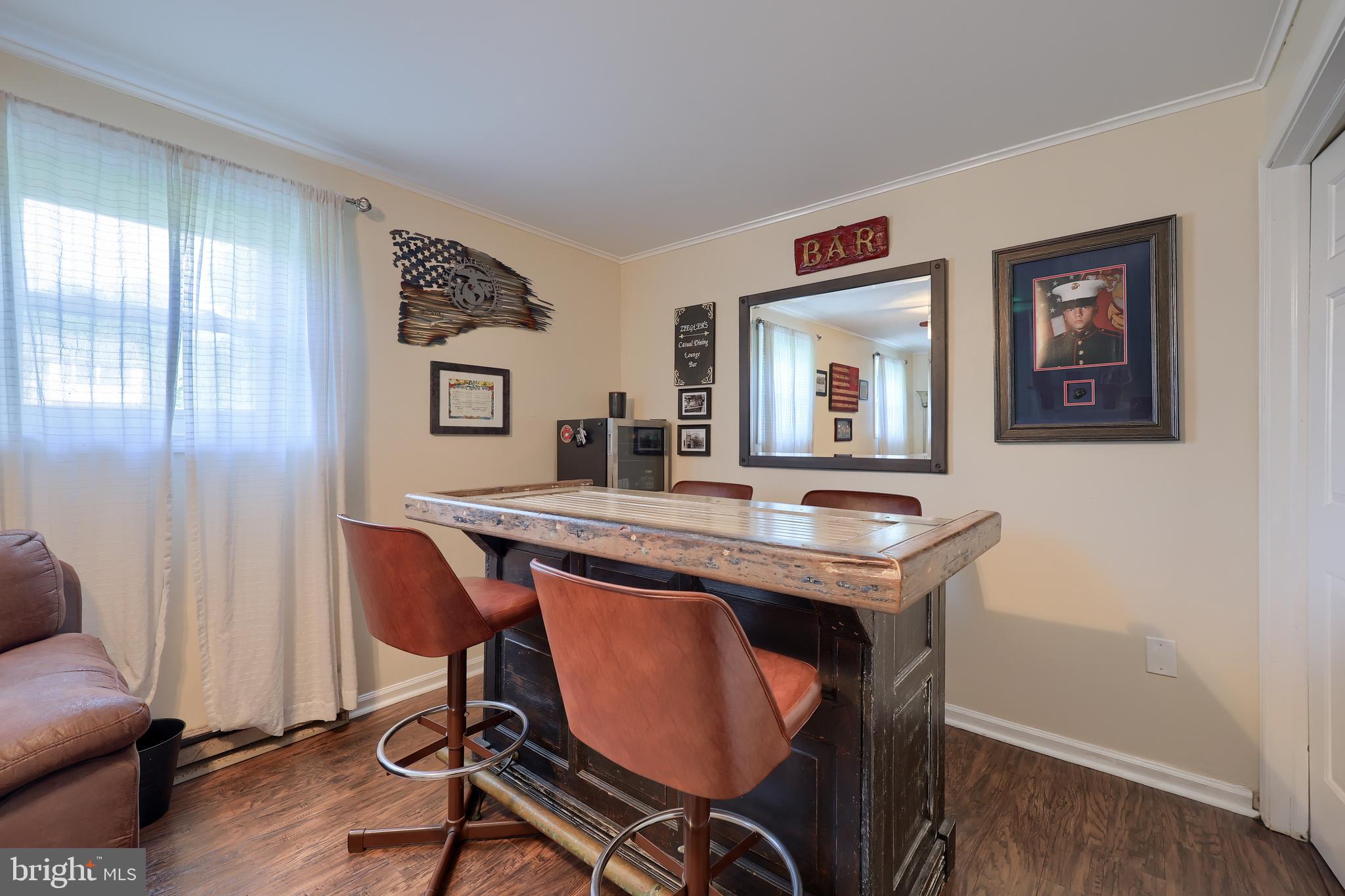 CHESTNUT HILL - Residential