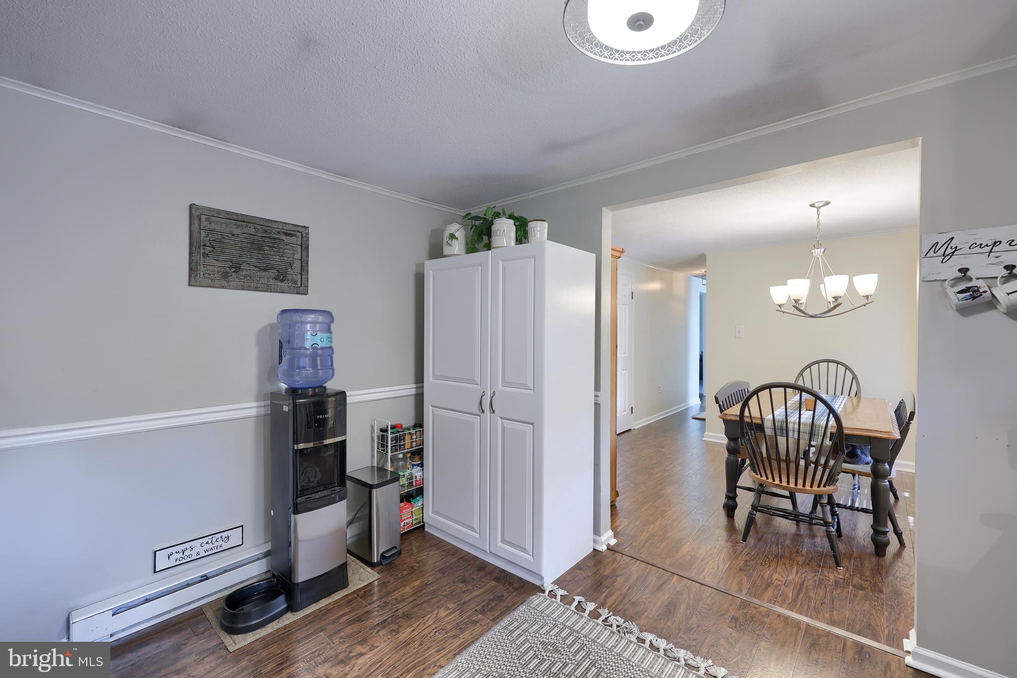 CHESTNUT HILL - Residential