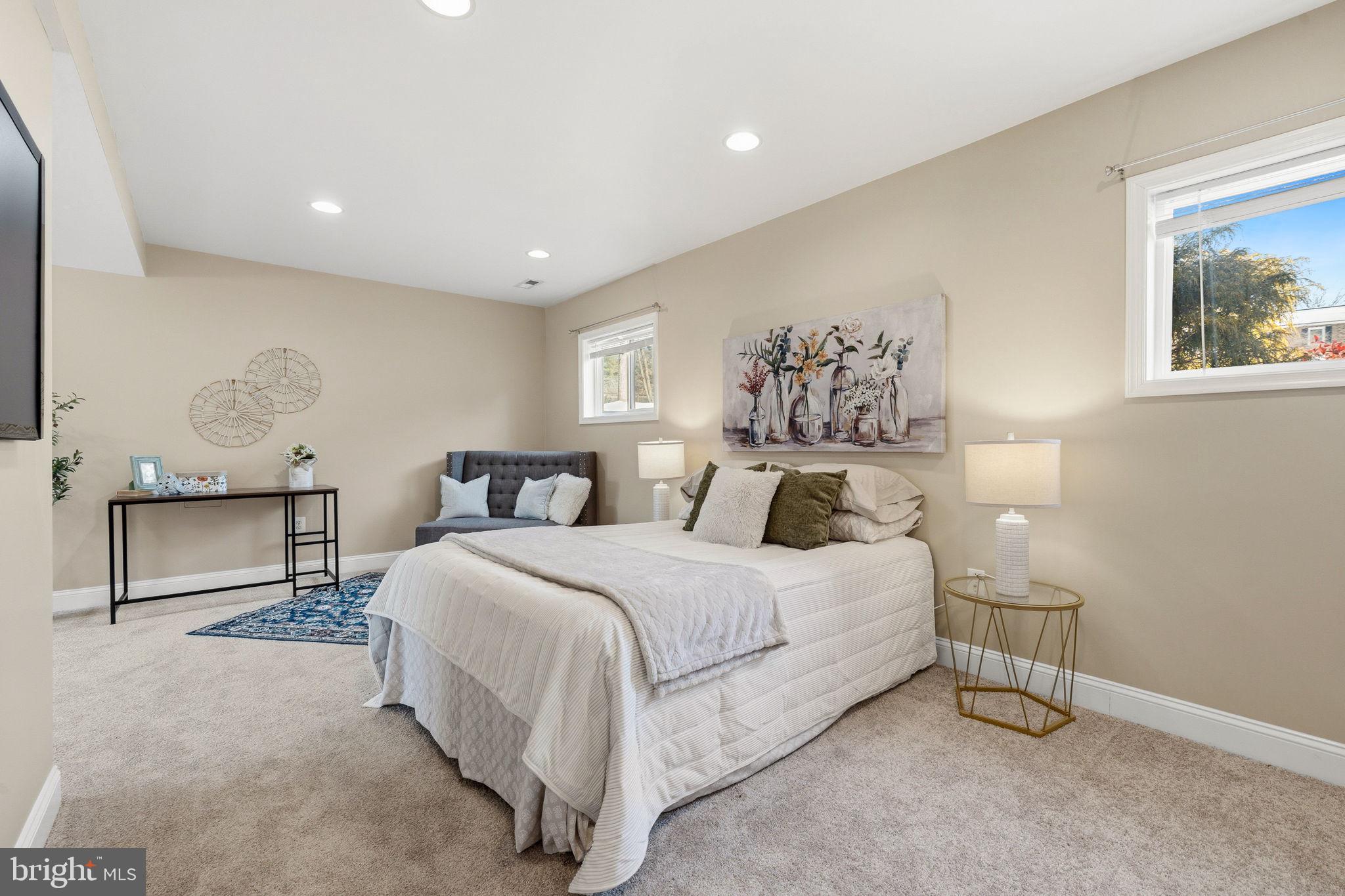 ROLLING ACRES - Residential