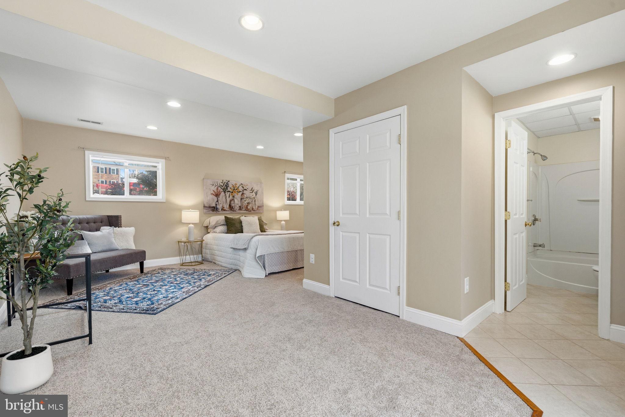 ROLLING ACRES - Residential