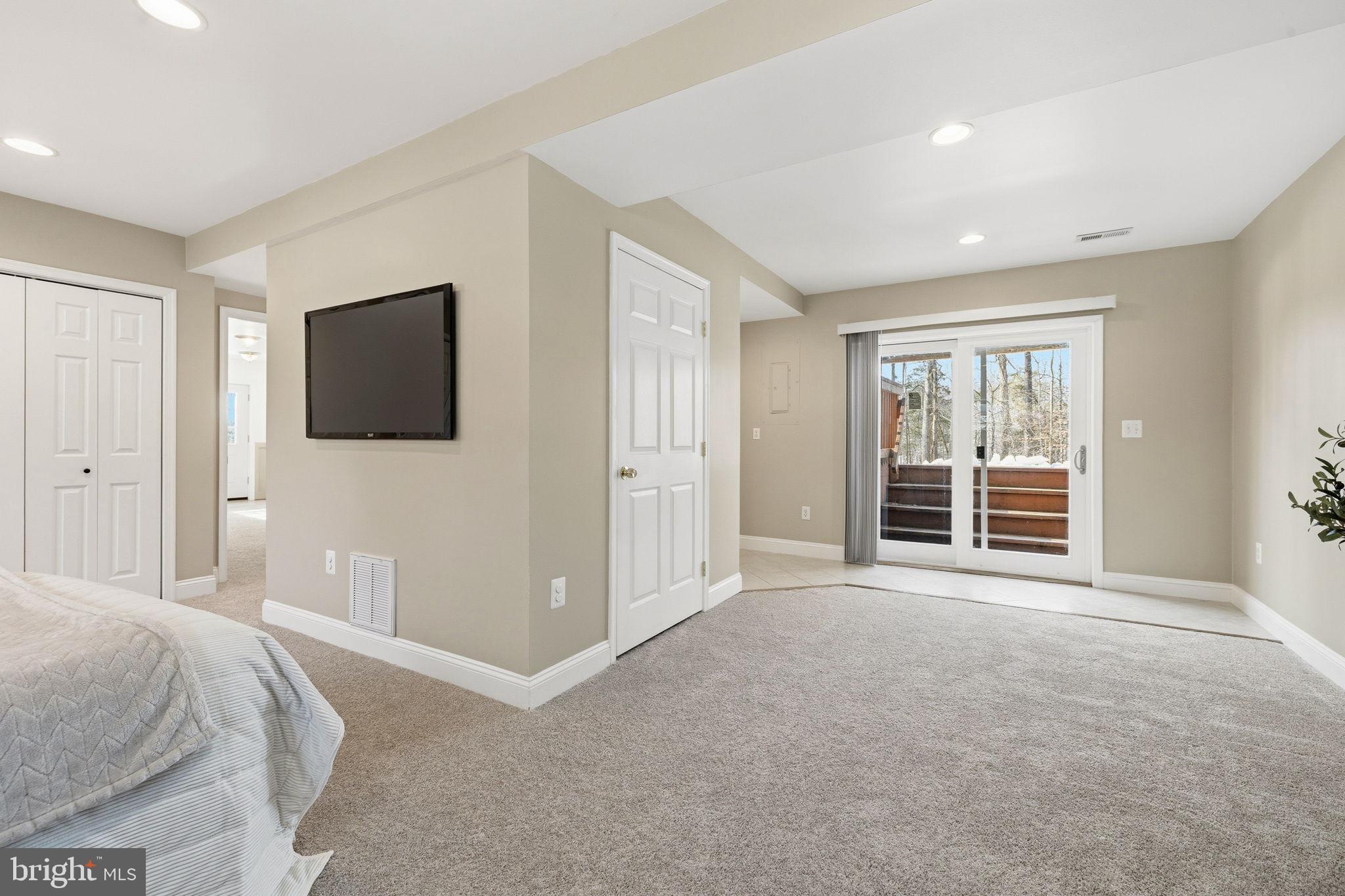 ROLLING ACRES - Residential