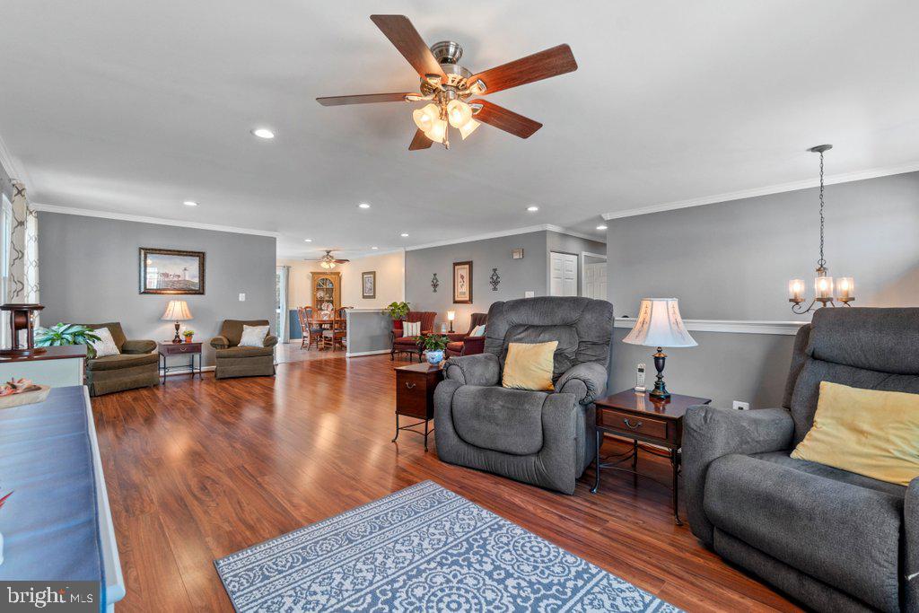 WHITE MARSH - Residential