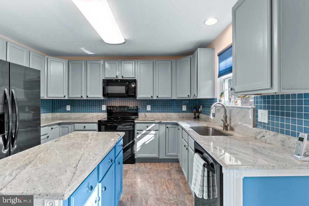 WHITE MARSH - Residential