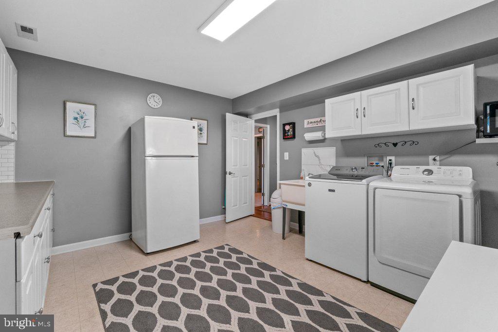 WHITE MARSH - Residential