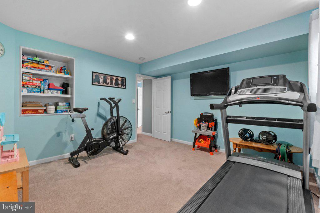 WHITE MARSH - Residential