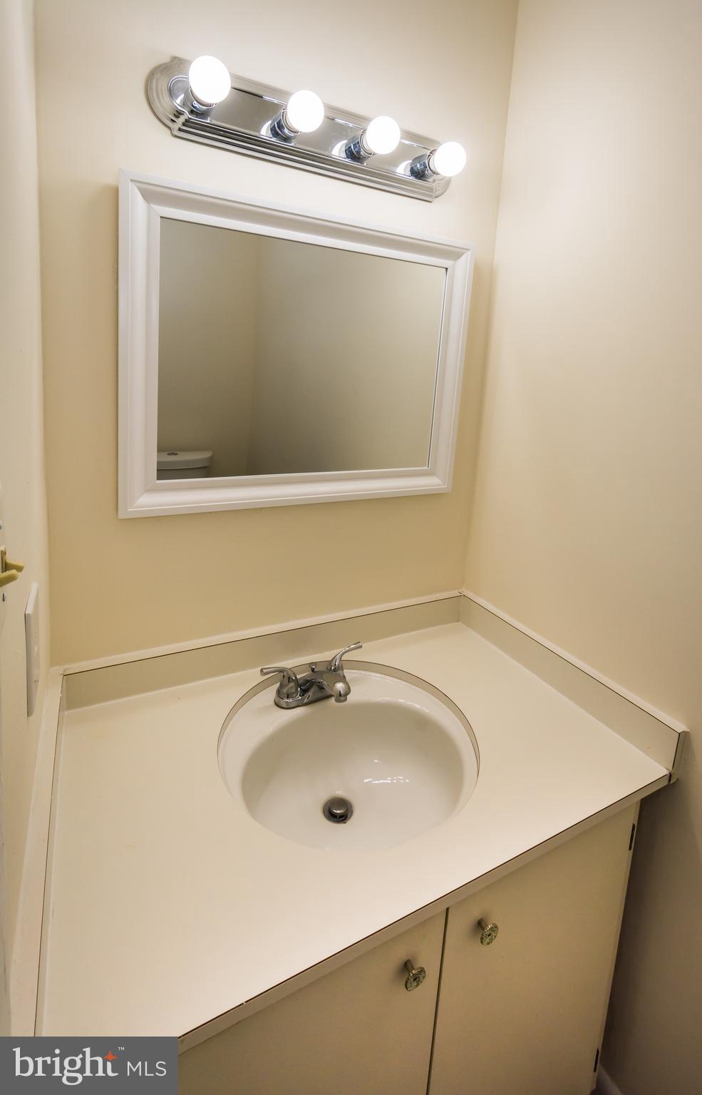 QUEEN ANNE VILLAGE - Residential