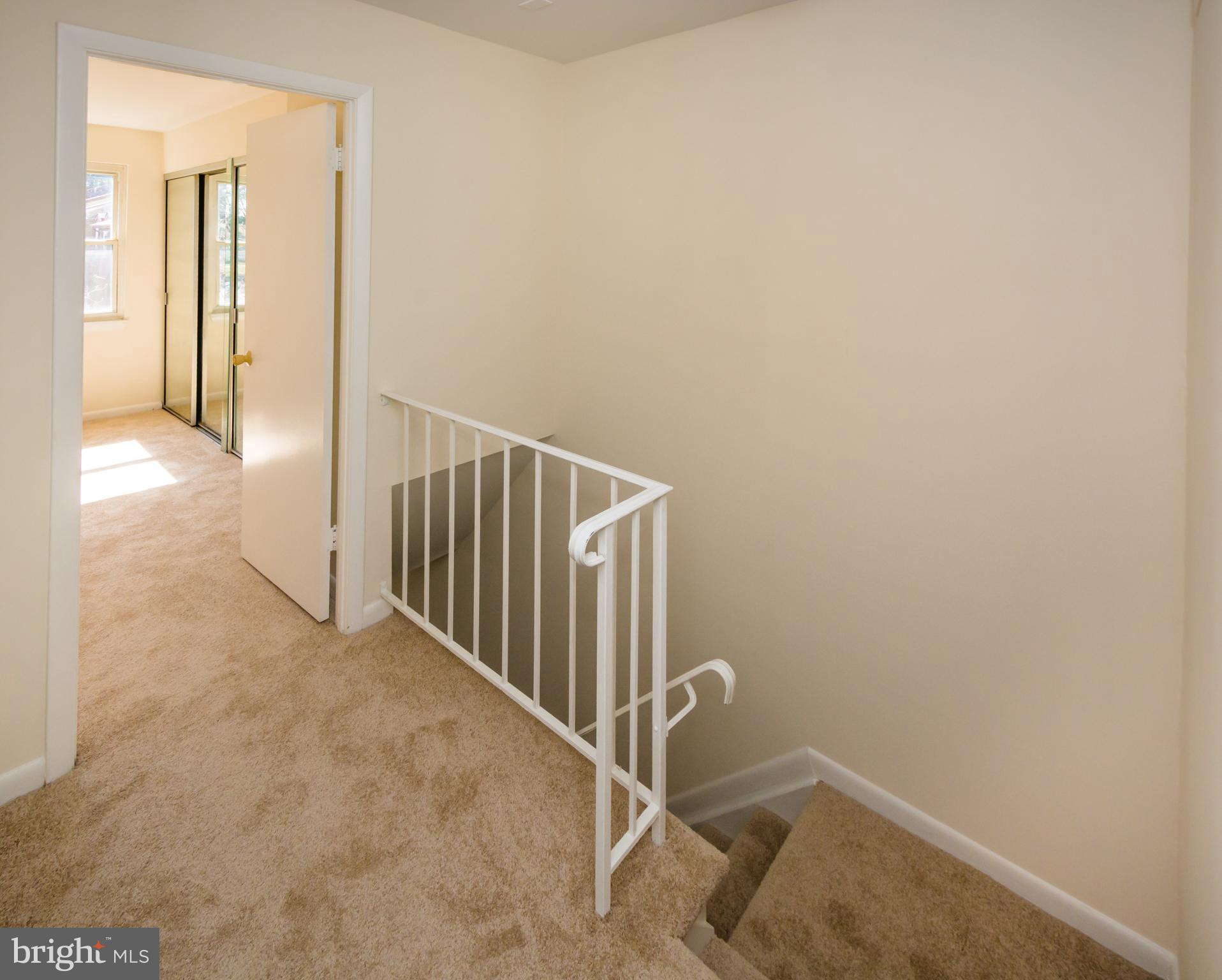 QUEEN ANNE VILLAGE - Residential