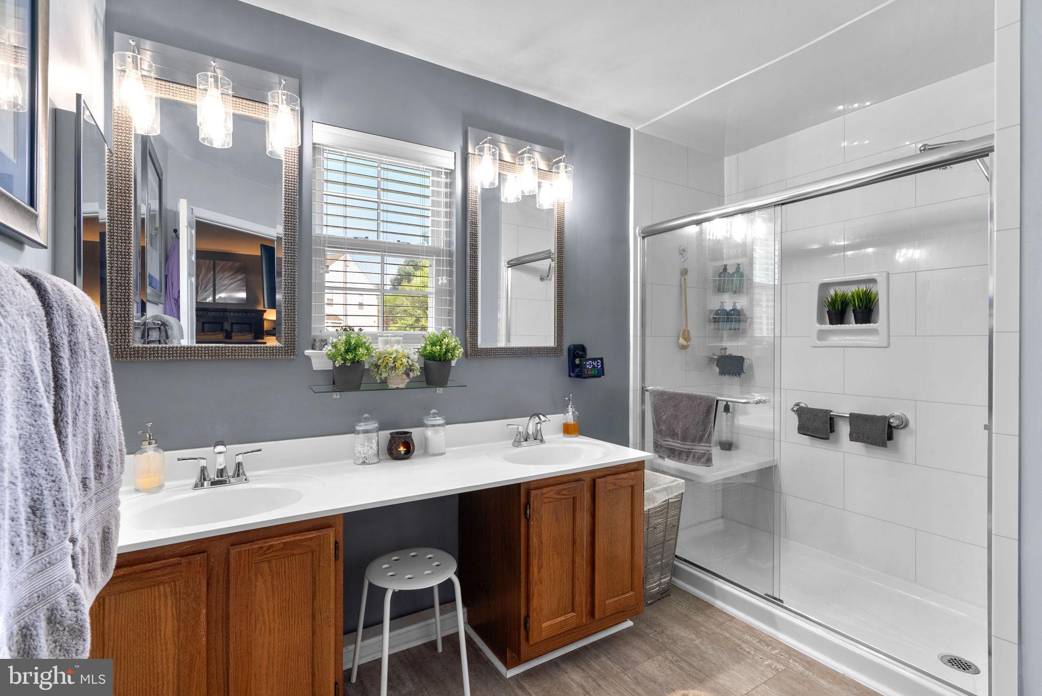 PERRYWOOD - Residential