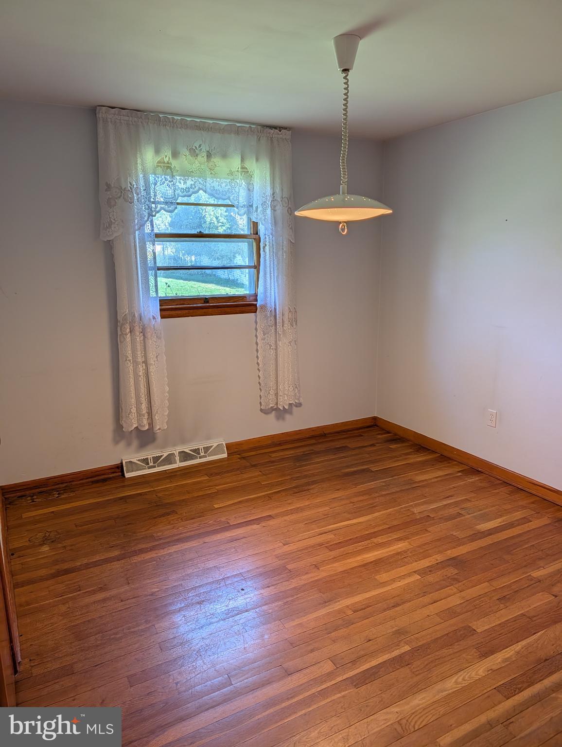 NEW CUMBERLAND BOROUGH - Residential