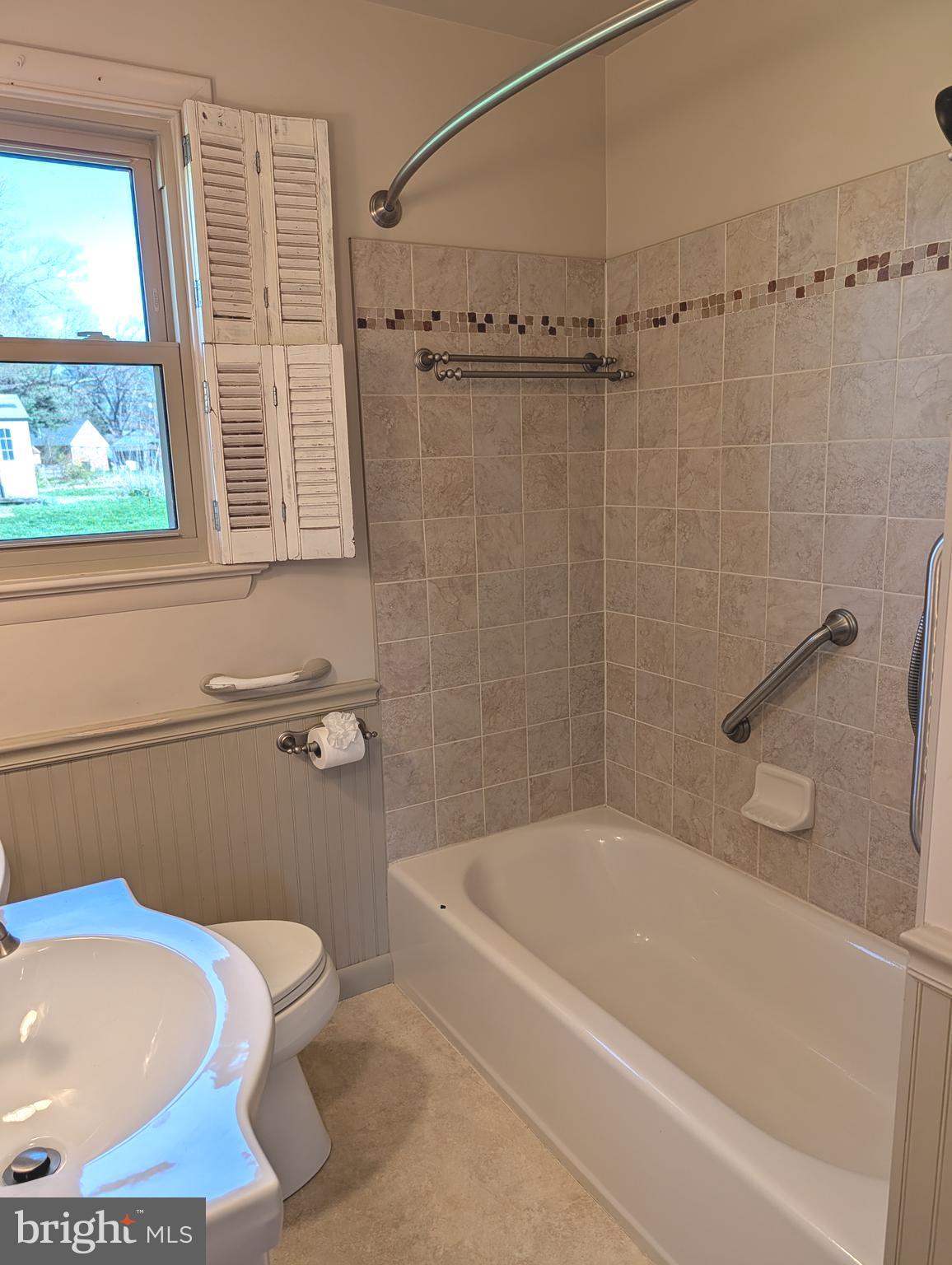 NEW CUMBERLAND BOROUGH - Residential