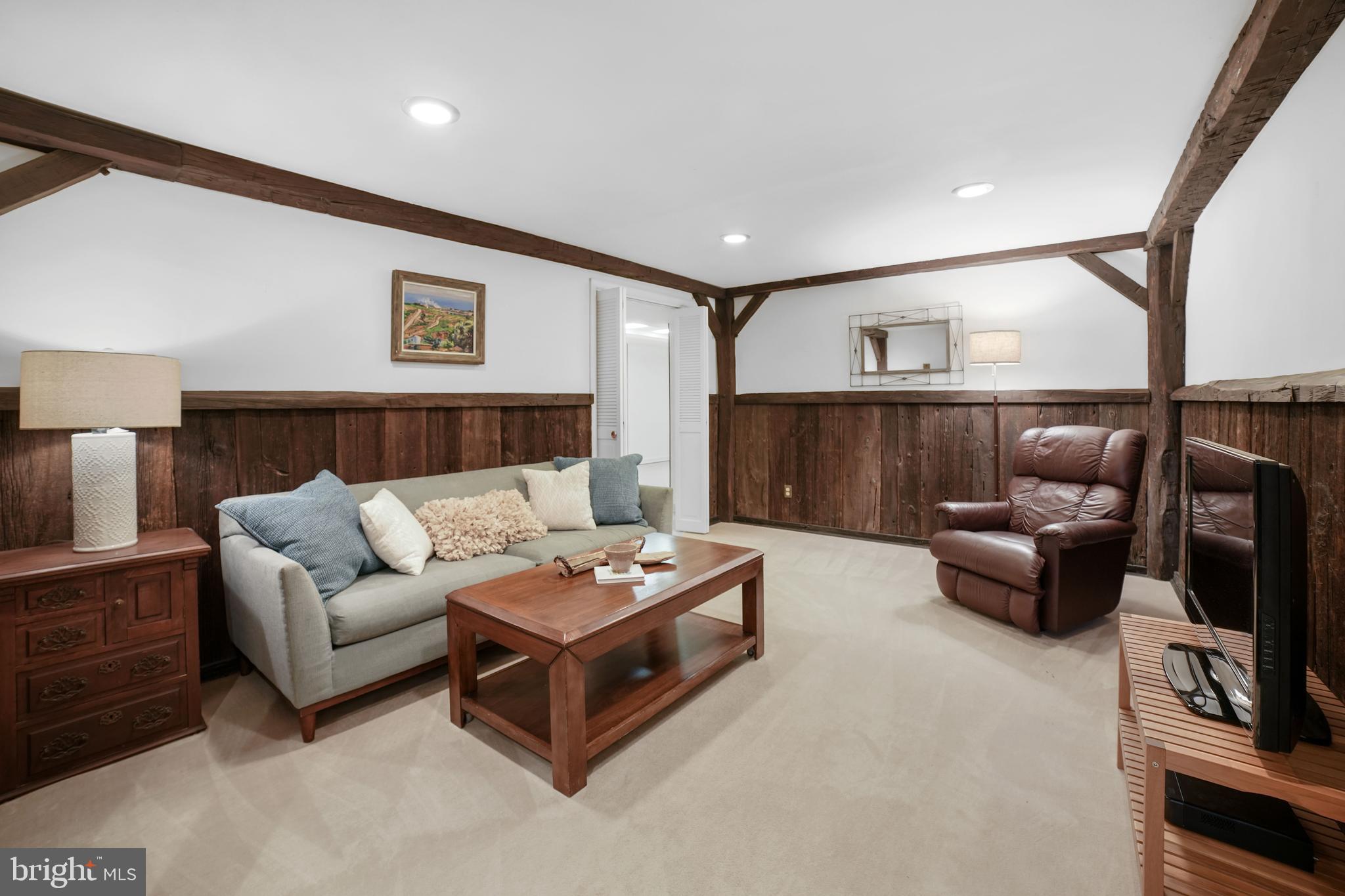 GINGERVILLE MANOR ESTATES - Residential