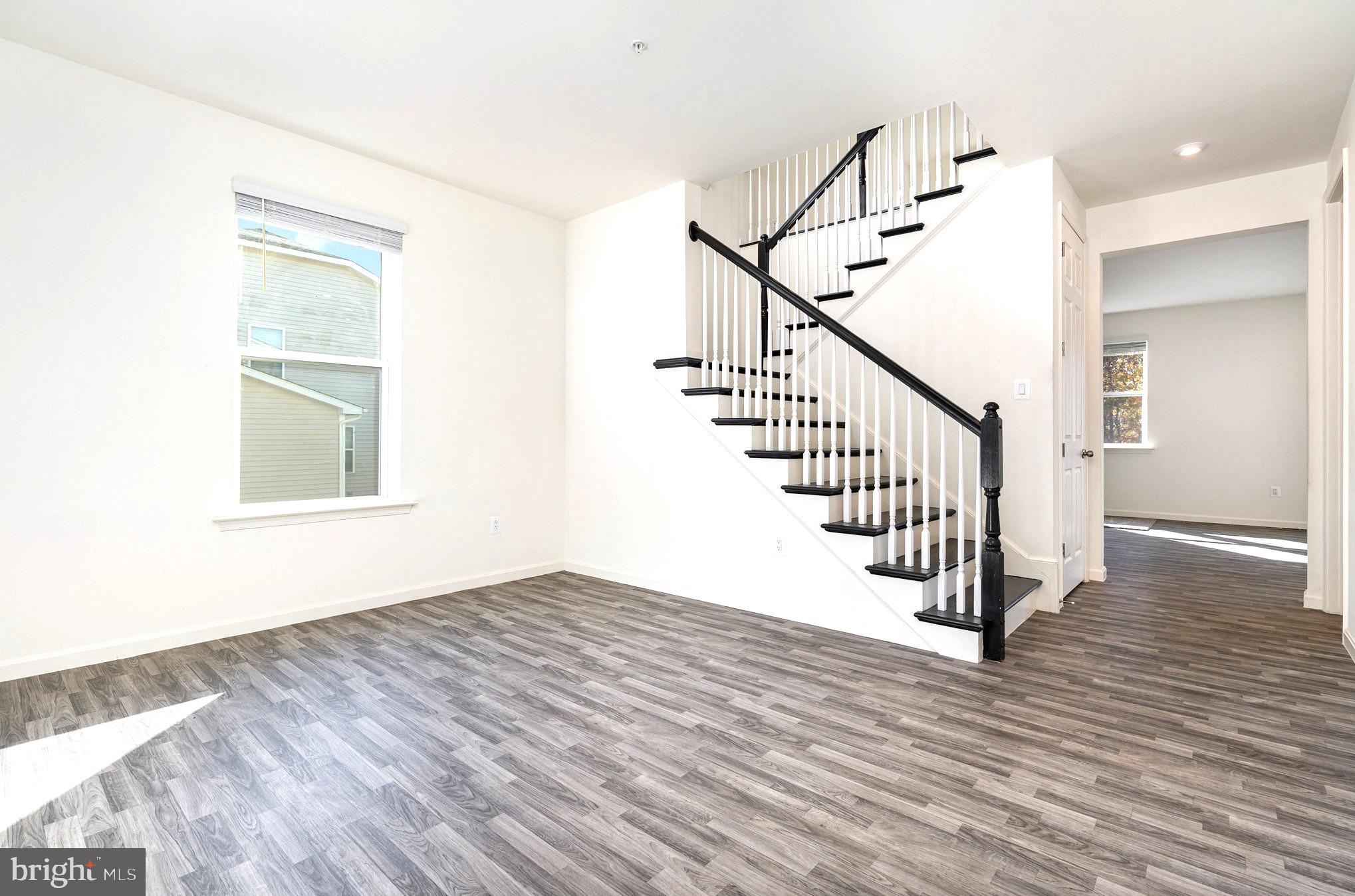 374 BAY CLUB PARKWAY