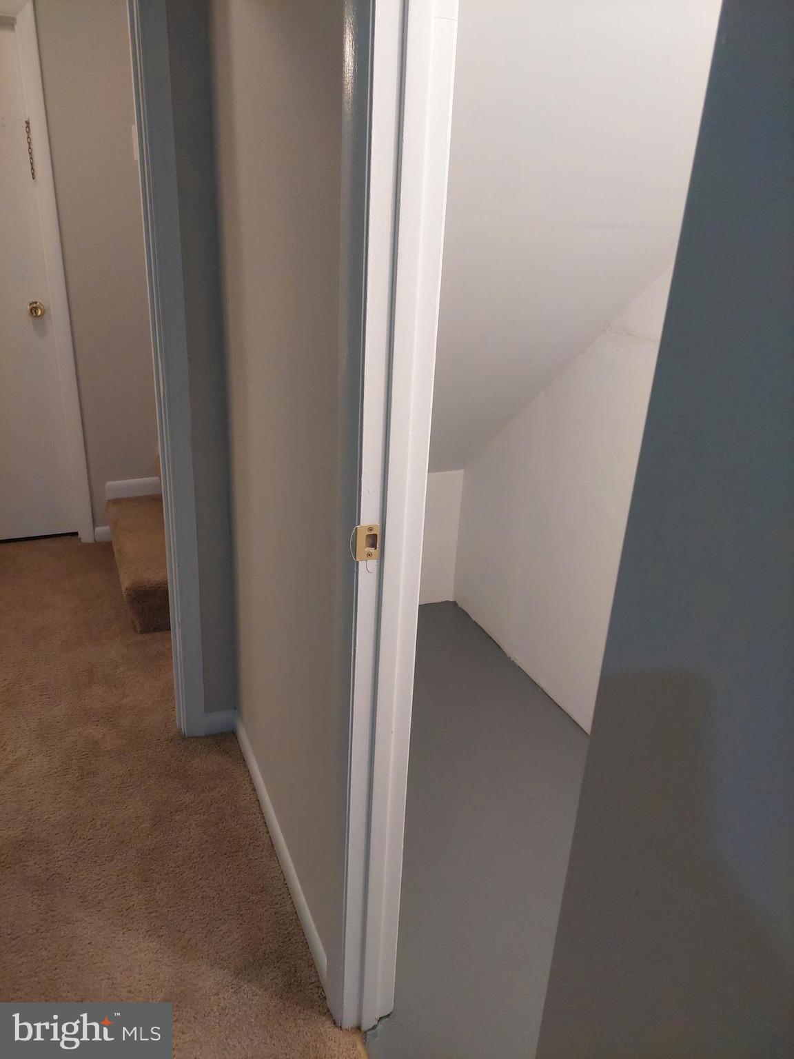 CHURCHILL TOWN SECTOR - Residential Lease