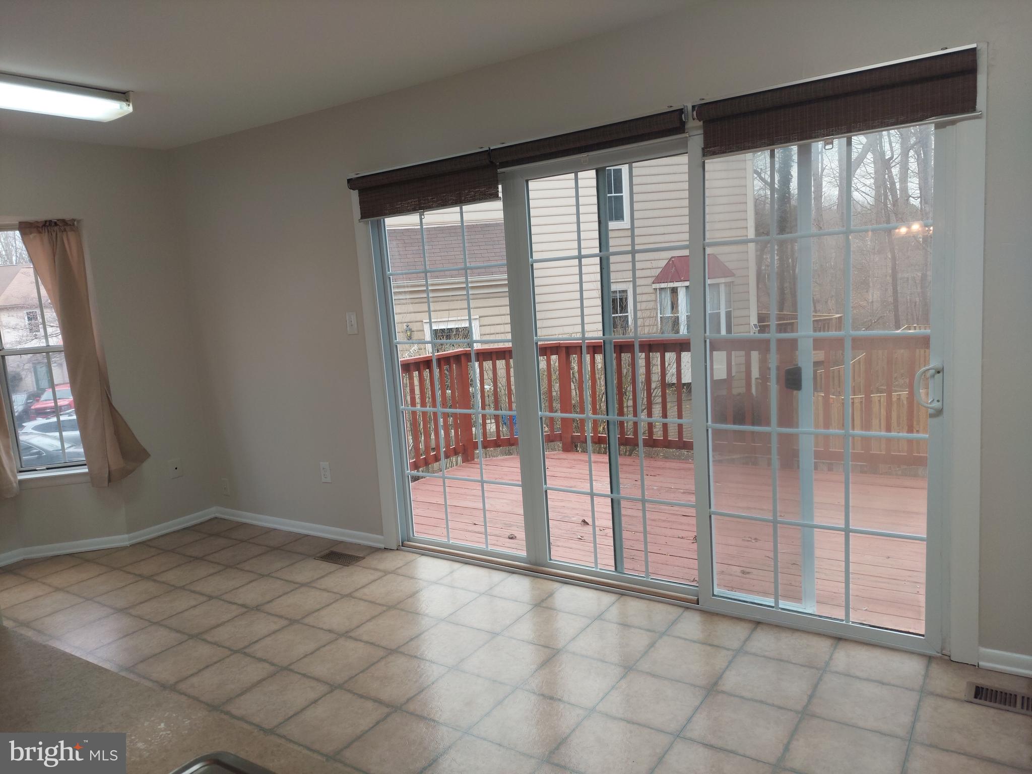 CHURCHILL TOWN SECTOR - Residential Lease