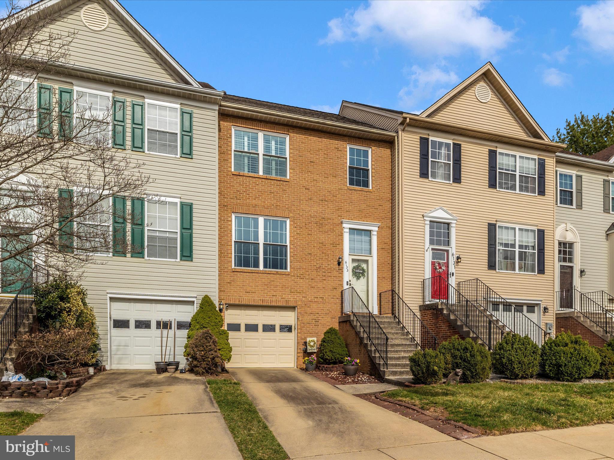 SPRING RIDGE - Residential