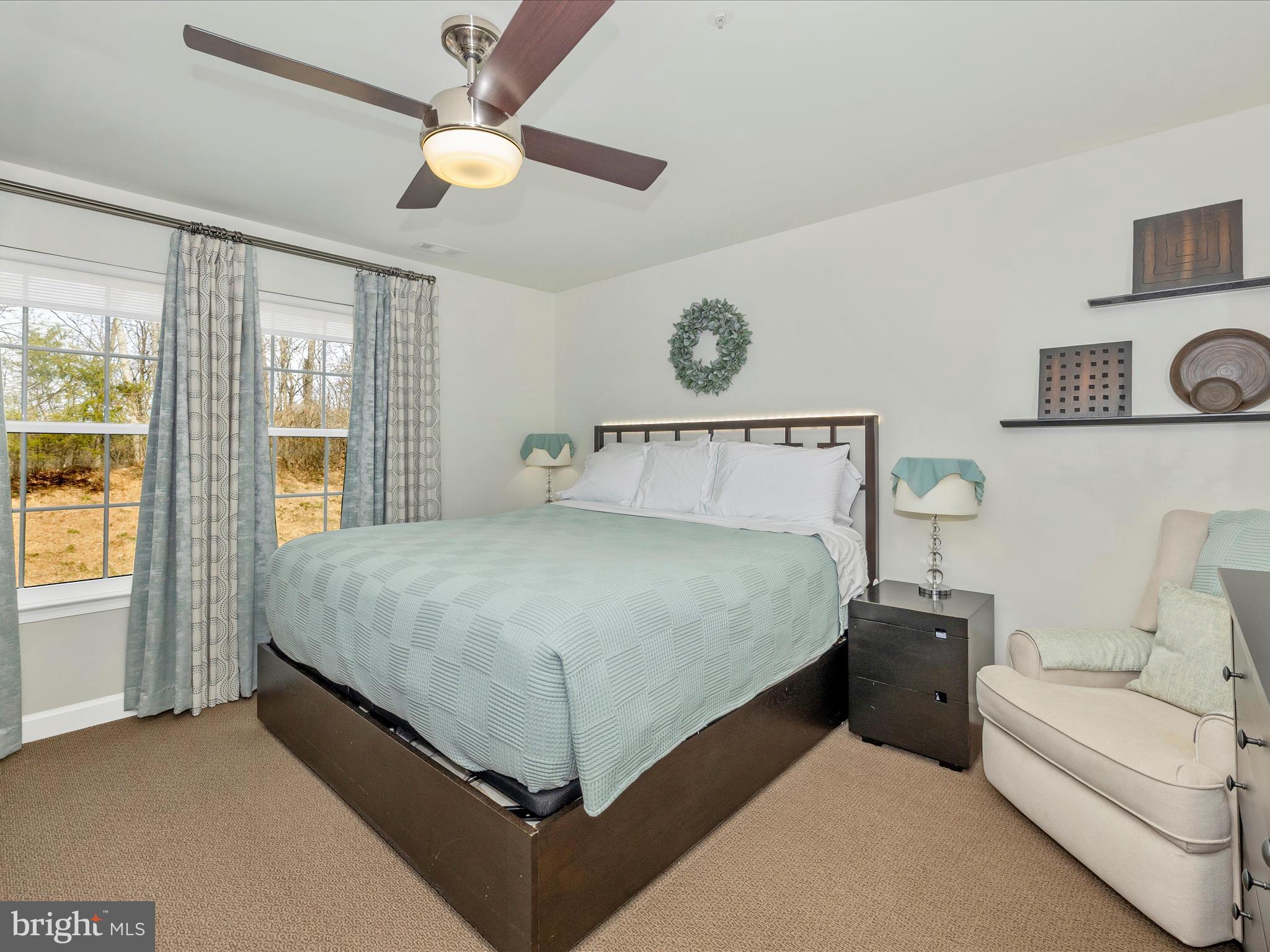 SPRING RIDGE - Residential