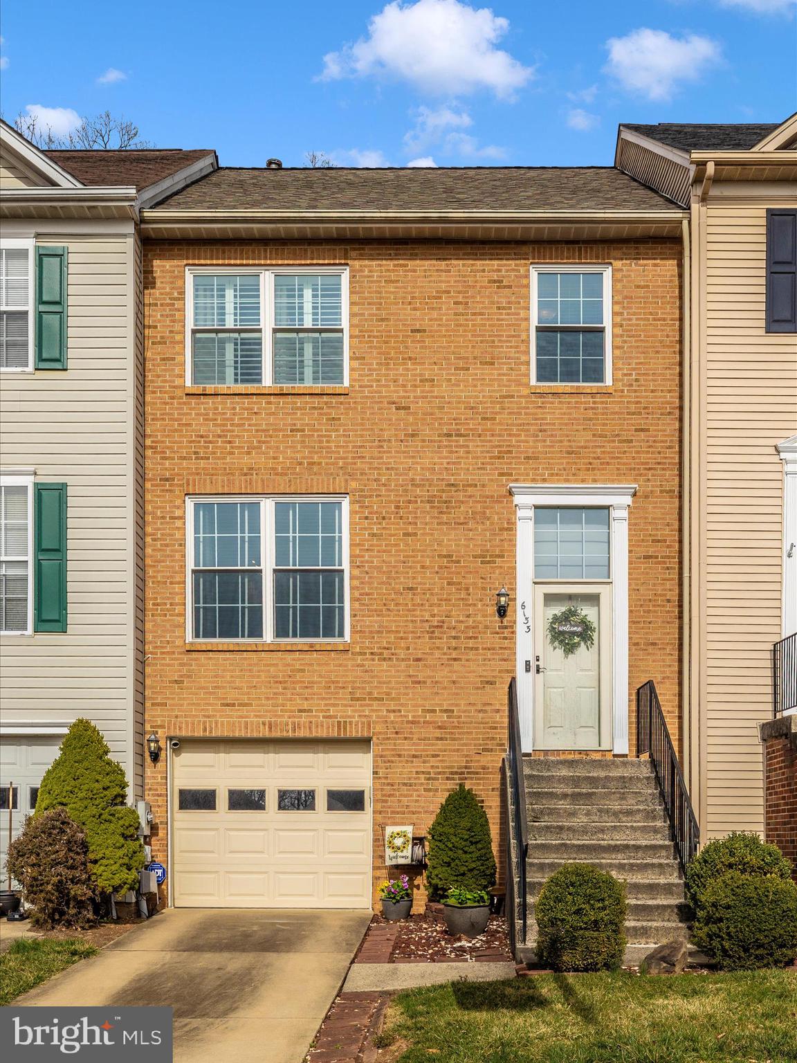 SPRING RIDGE - Residential