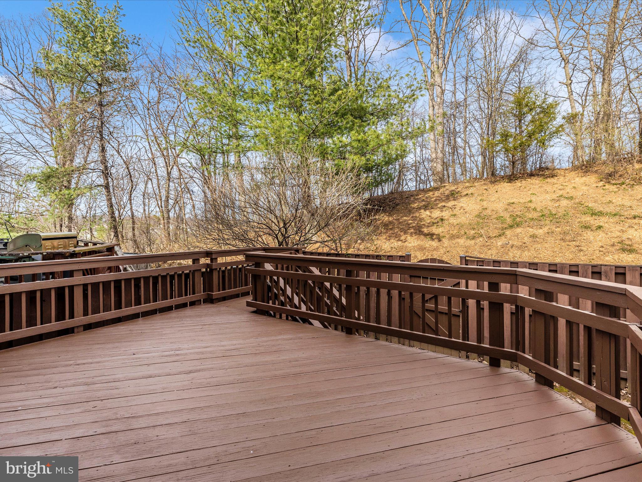 SPRING RIDGE - Residential