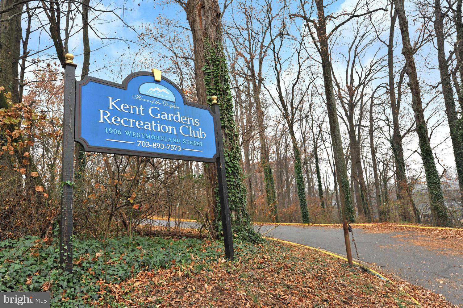 HALLCREST HEIGHTS - Residential