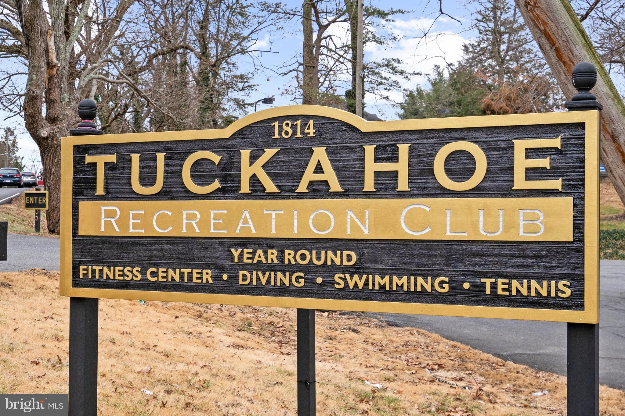 HALLCREST HEIGHTS - Residential