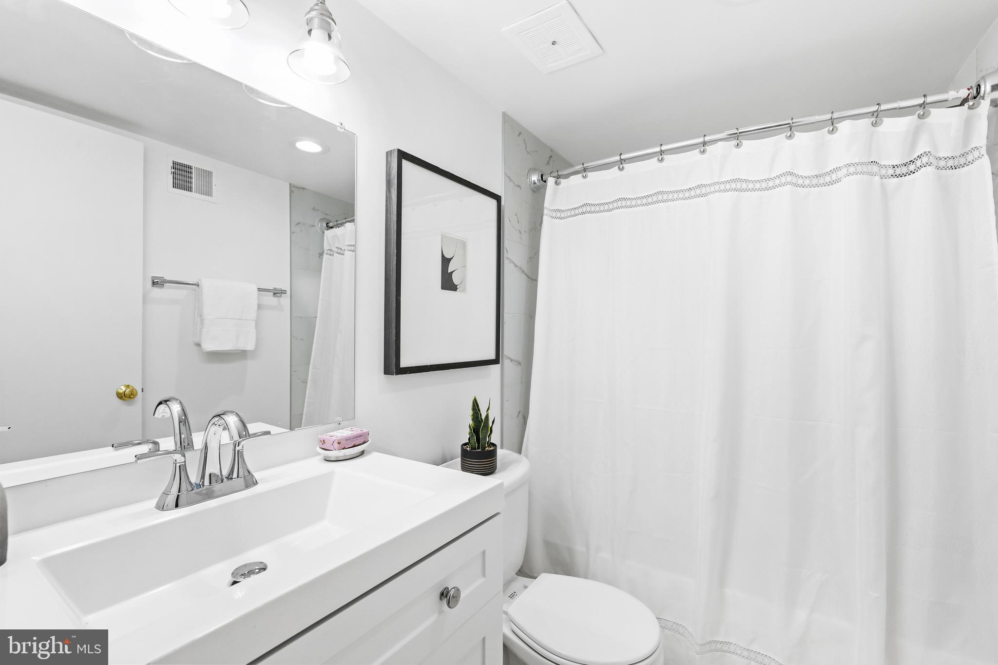 HALLCREST HEIGHTS - Residential