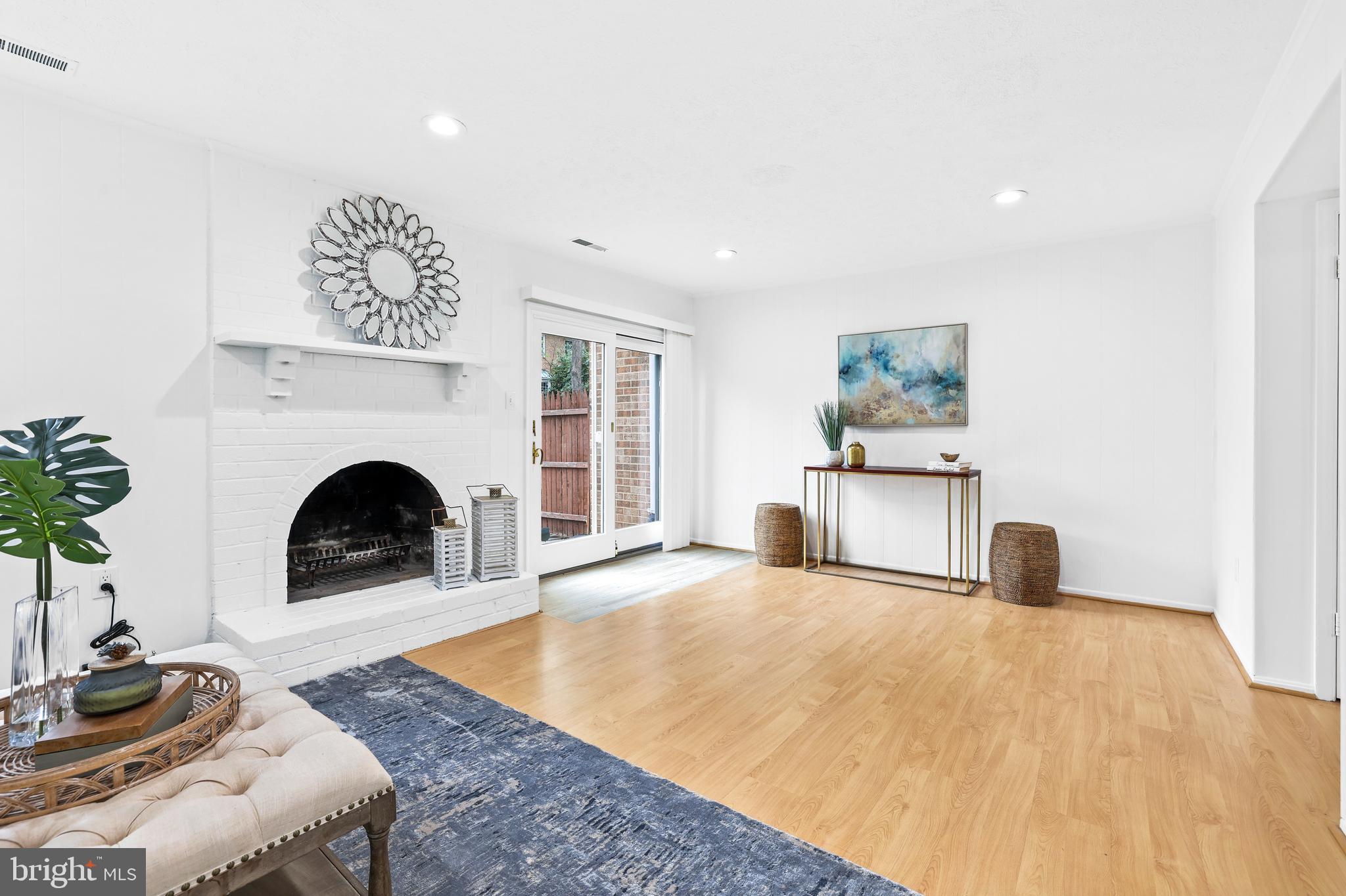 HALLCREST HEIGHTS - Residential