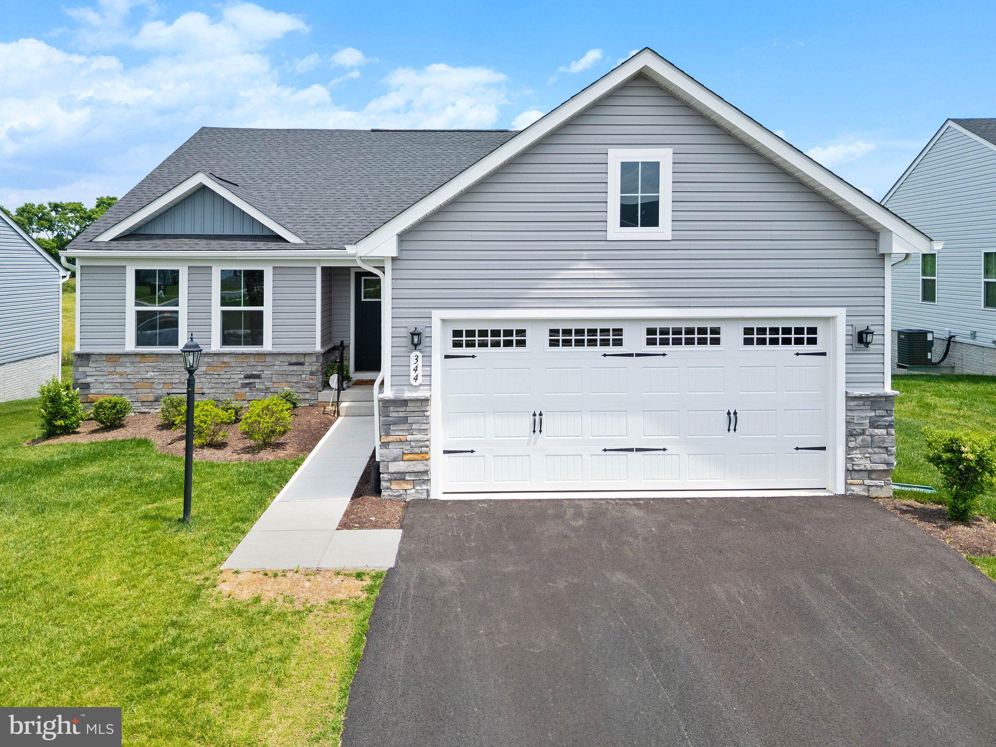 ARCADIA NORTH - Residential