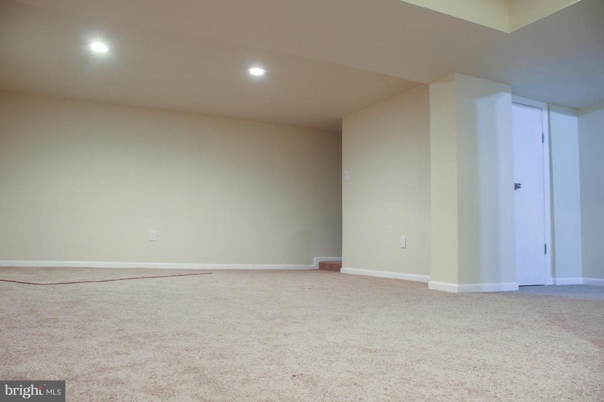 FRANKFORD - Residential