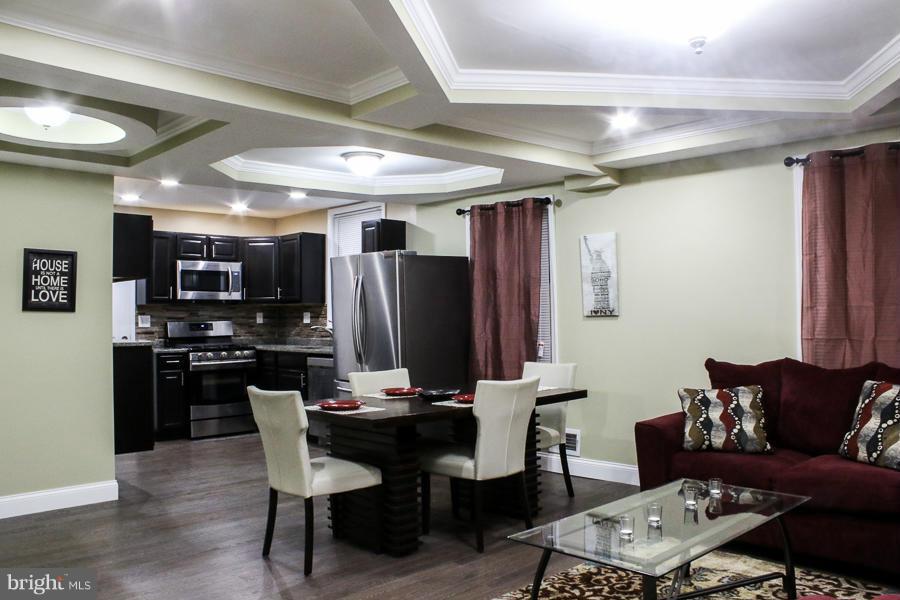 FRANKFORD - Residential