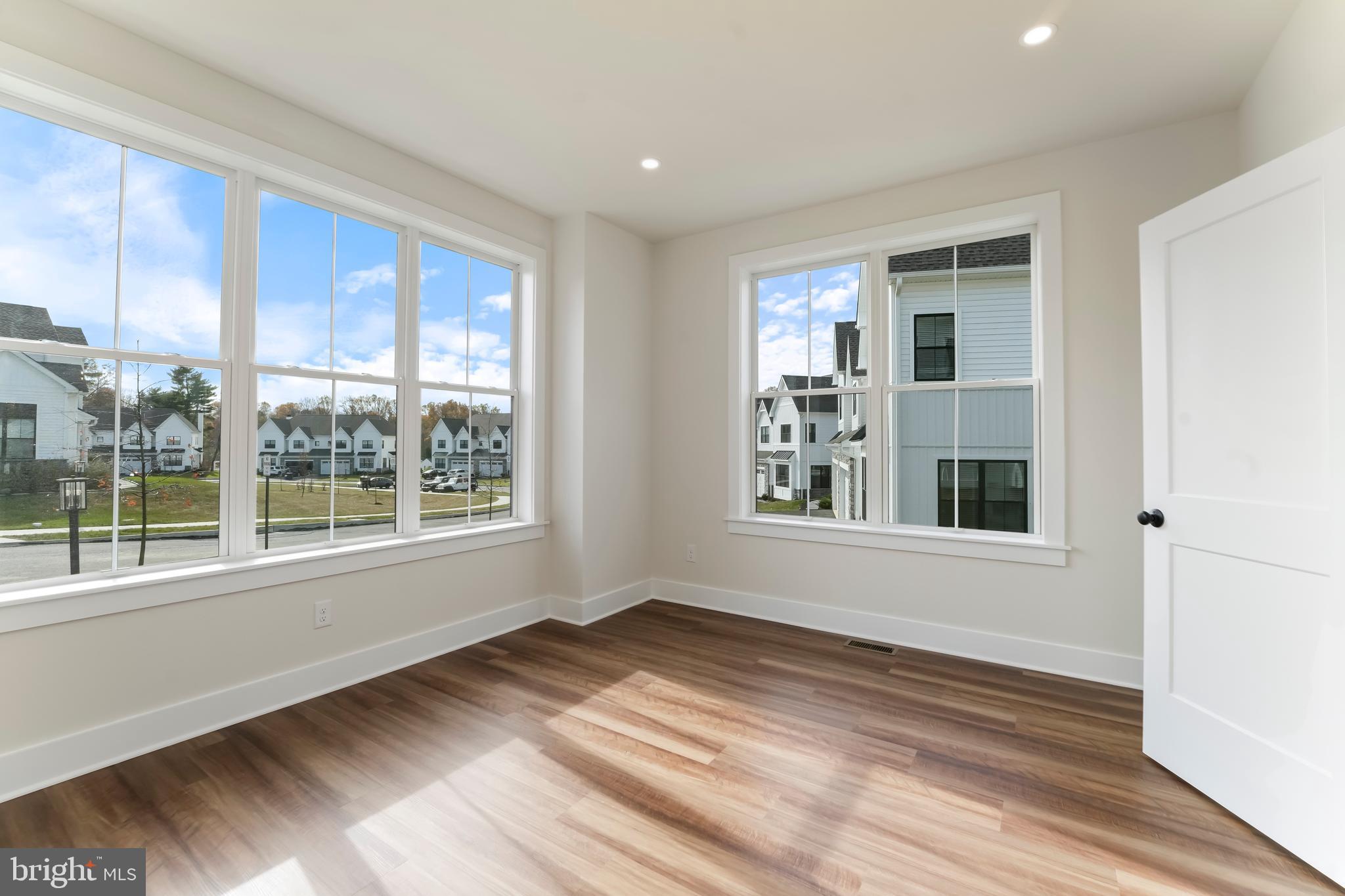 SAWMILL COURT - Residential