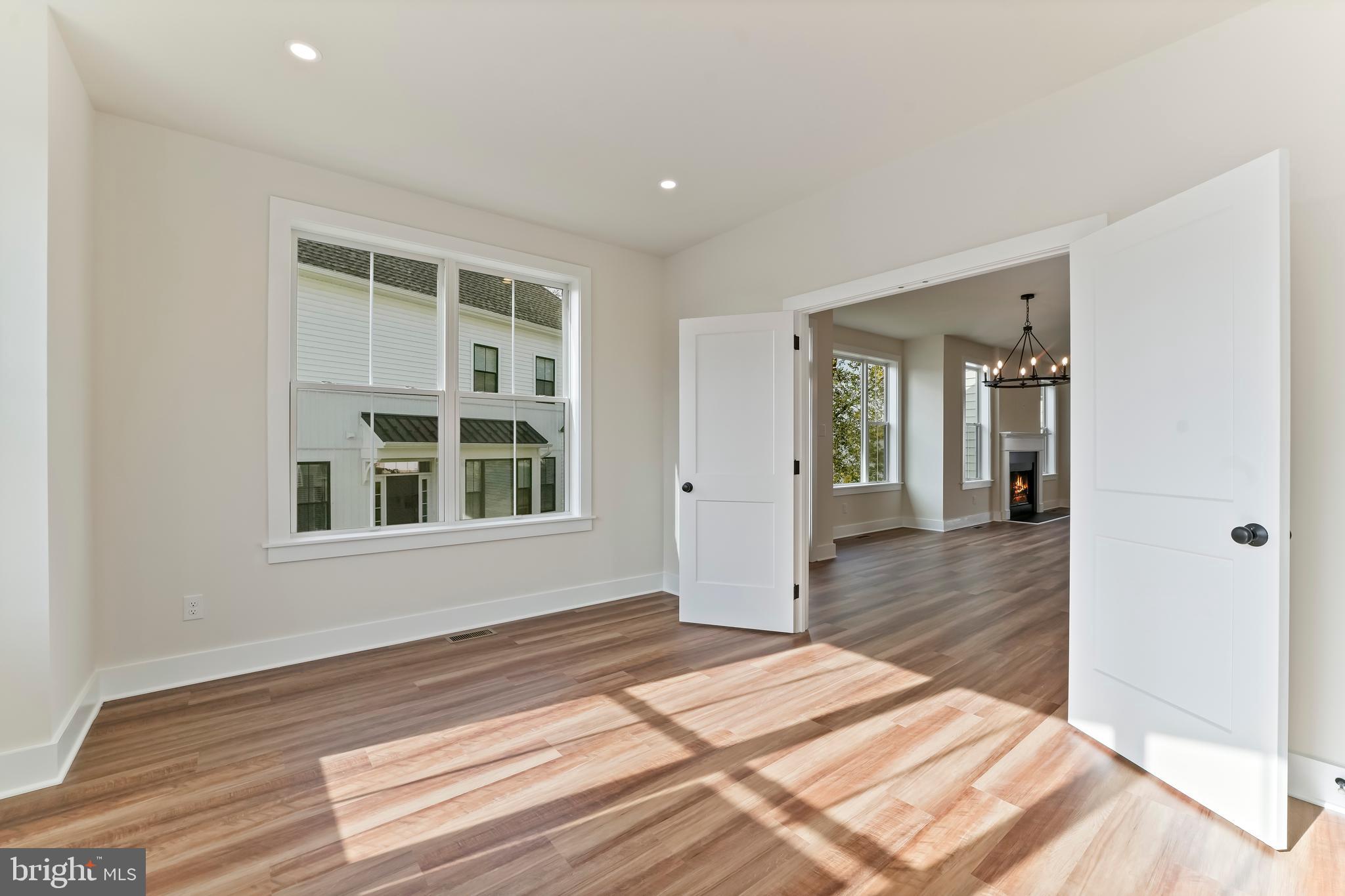 SAWMILL COURT - Residential