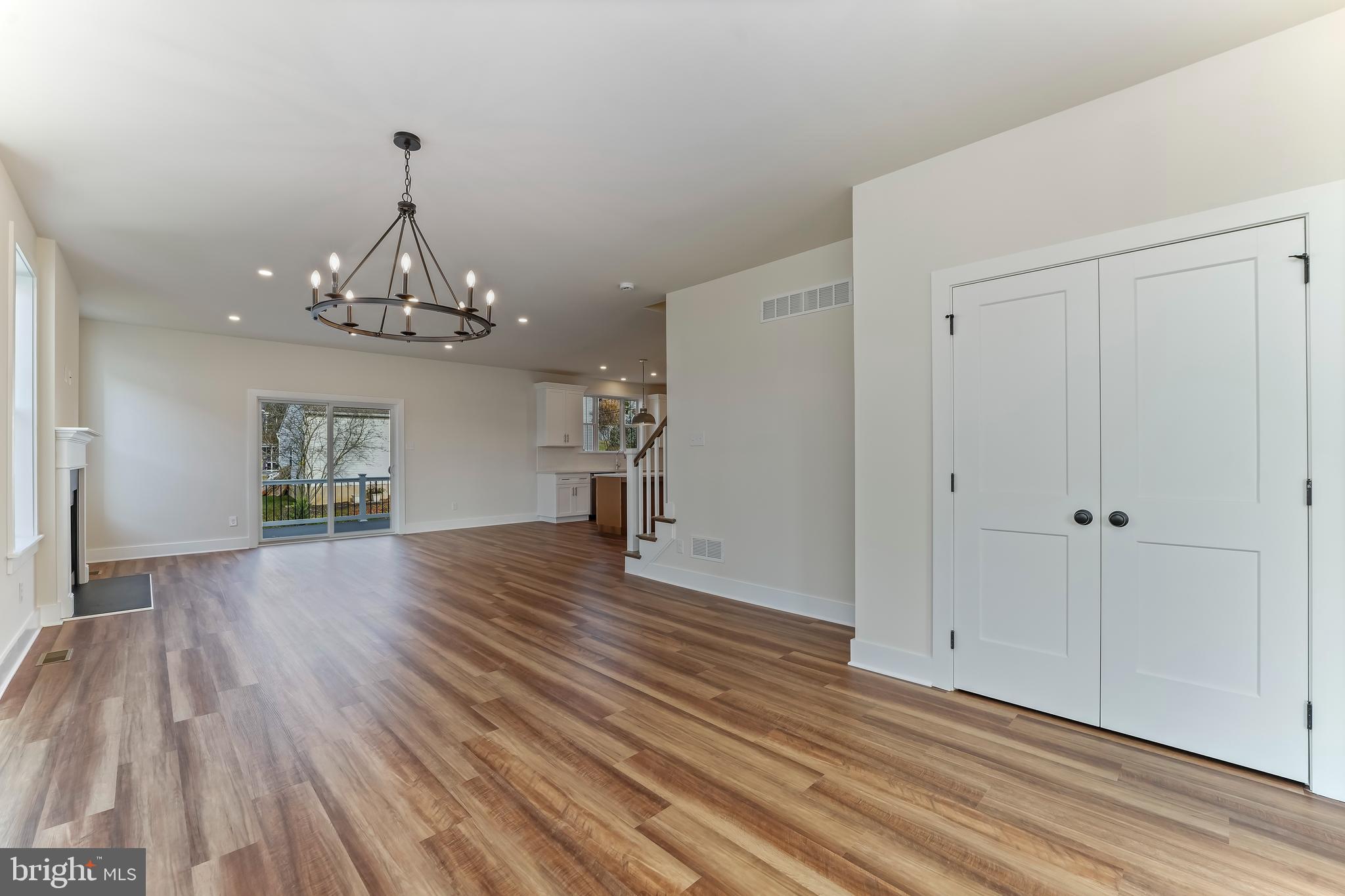 SAWMILL COURT - Residential