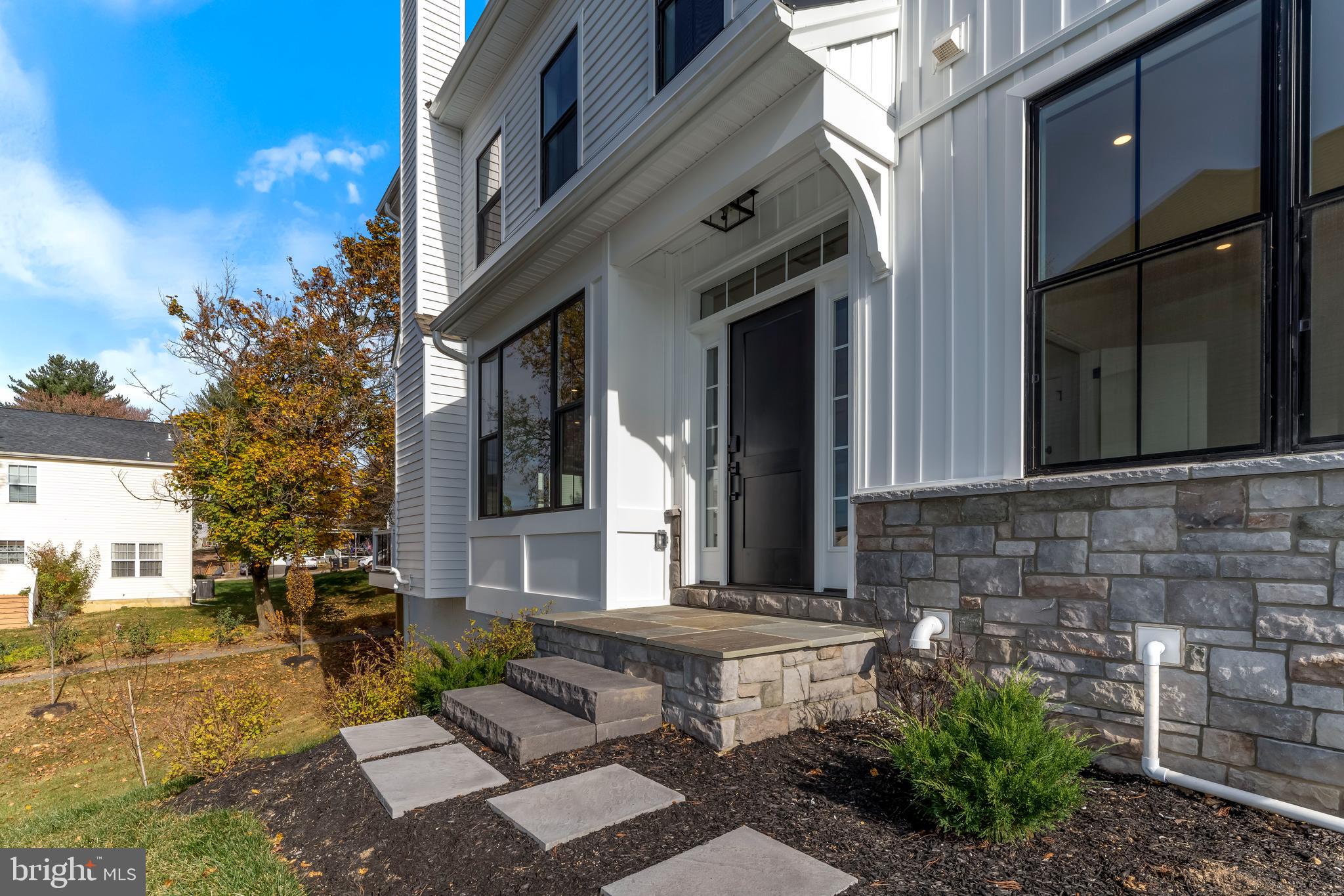 SAWMILL COURT - Residential