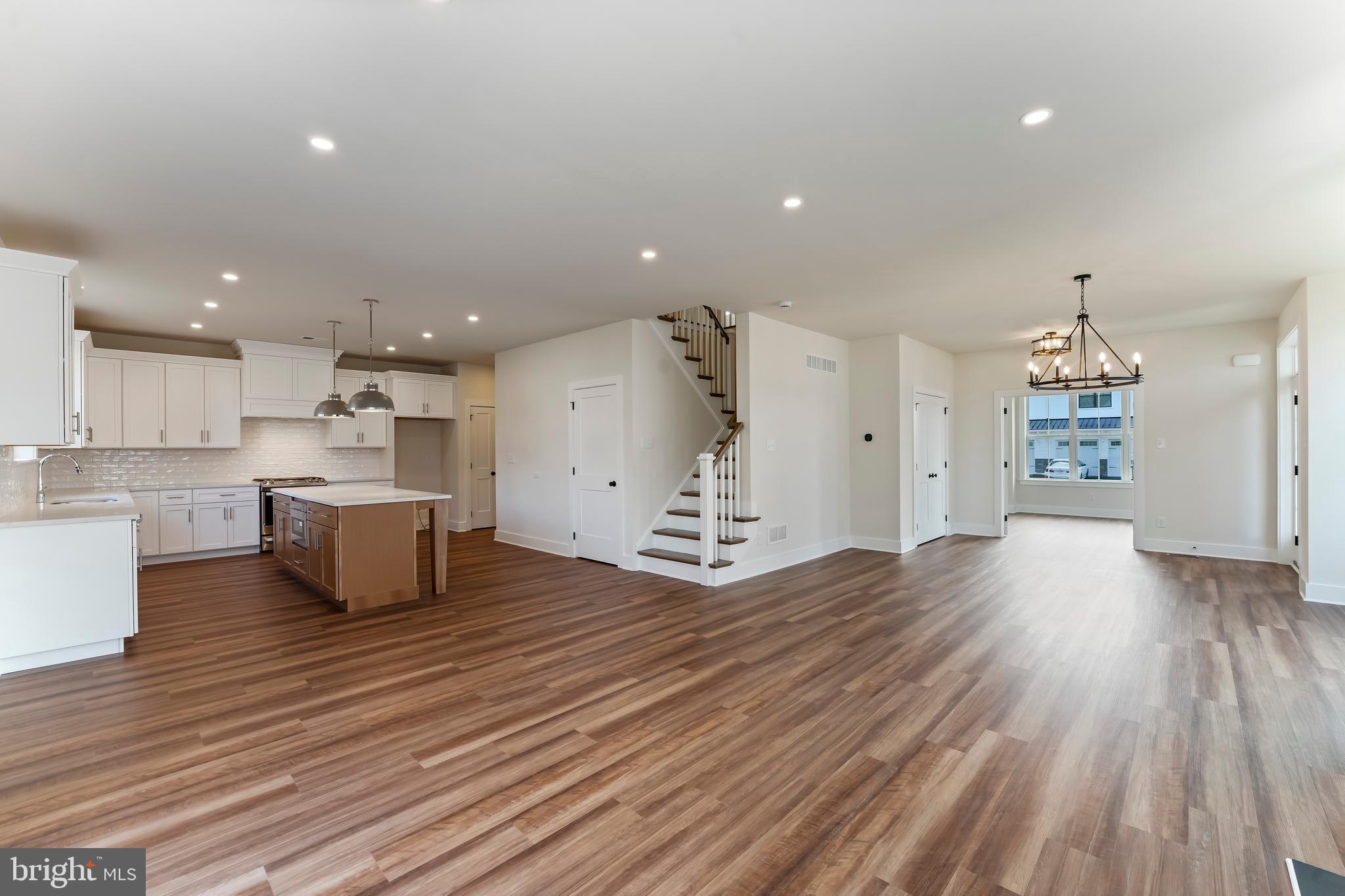 SAWMILL COURT - Residential