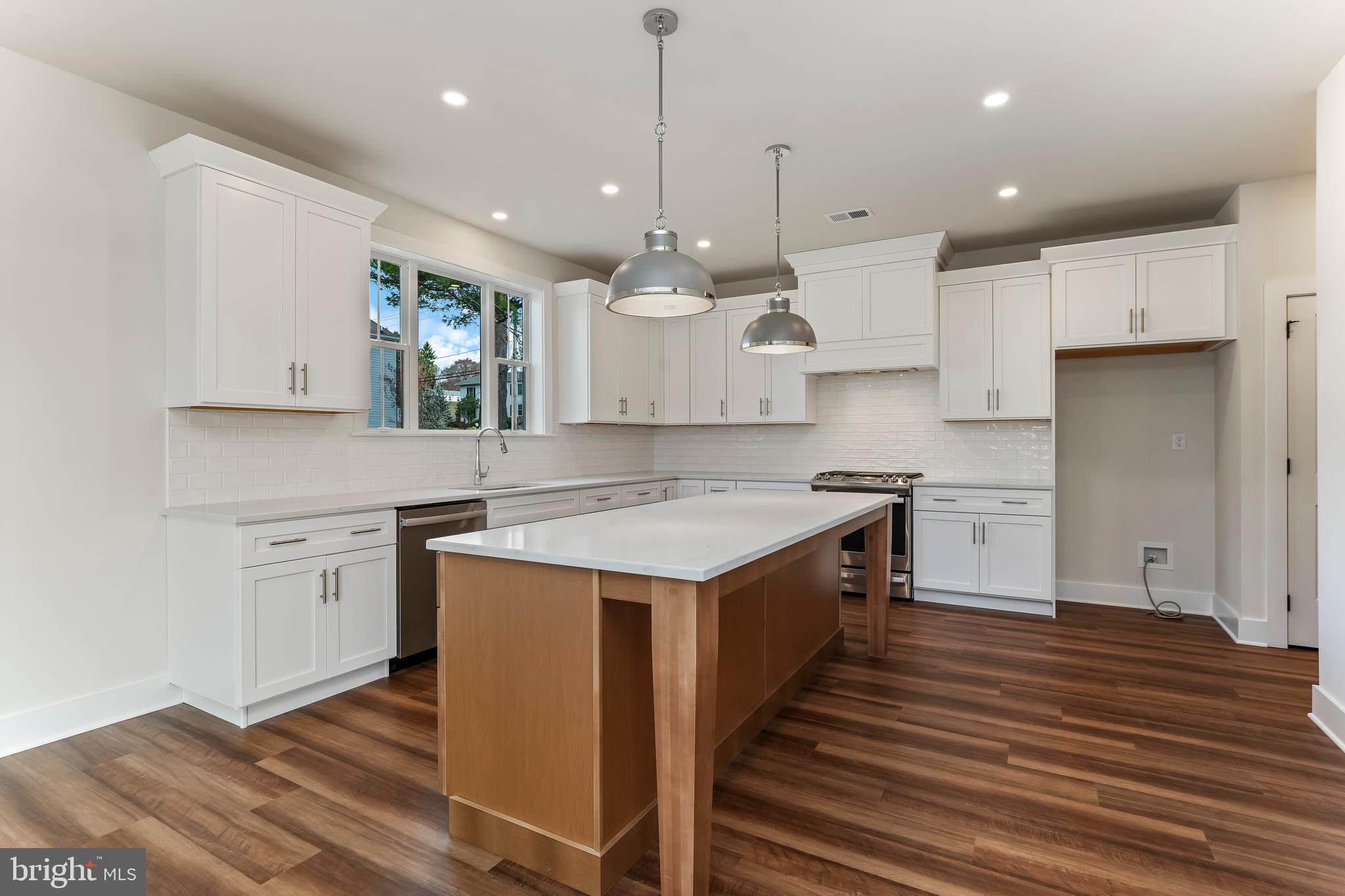 SAWMILL COURT - Residential