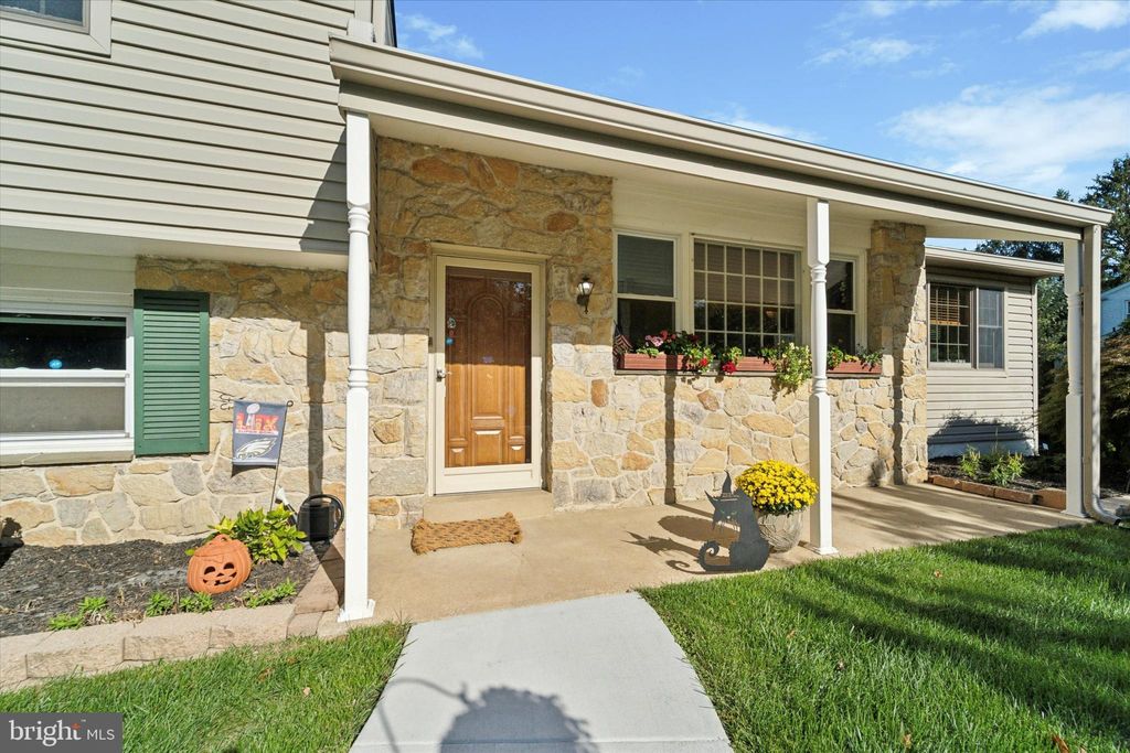 Photo of 1131 Nottingham Drive, WEST CHESTER, PA 19380 (MLS # PACT2111350)