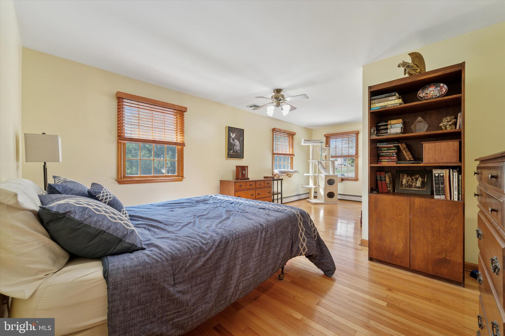 LYNNWOOD - Residential