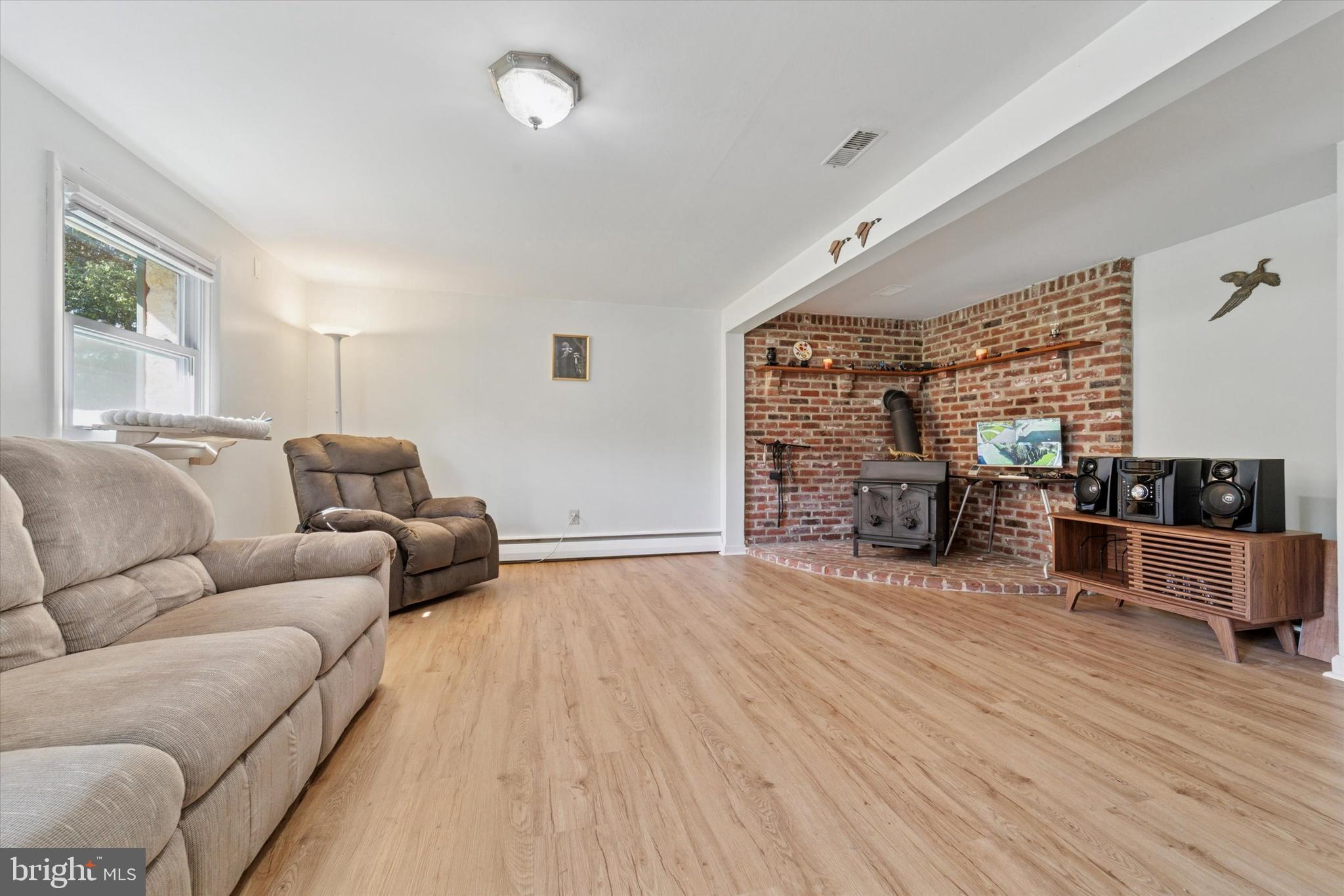 LYNNWOOD - Residential