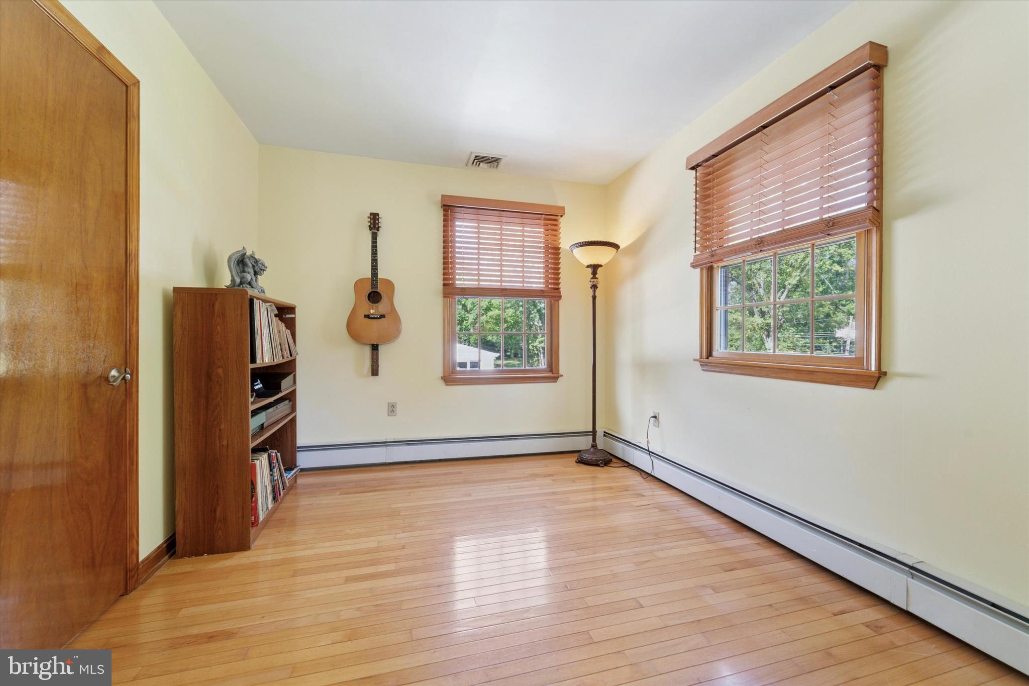 LYNNWOOD - Residential