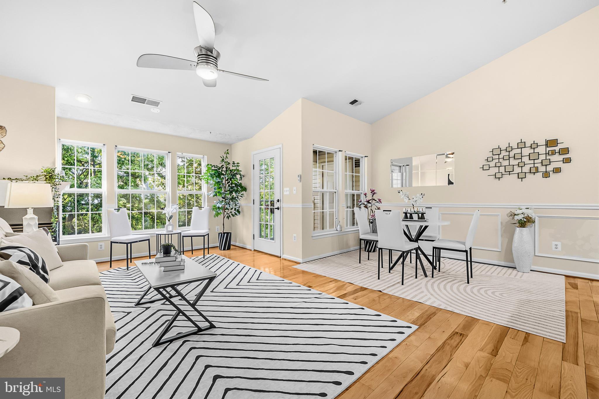 500 LEAHY COURT 1L