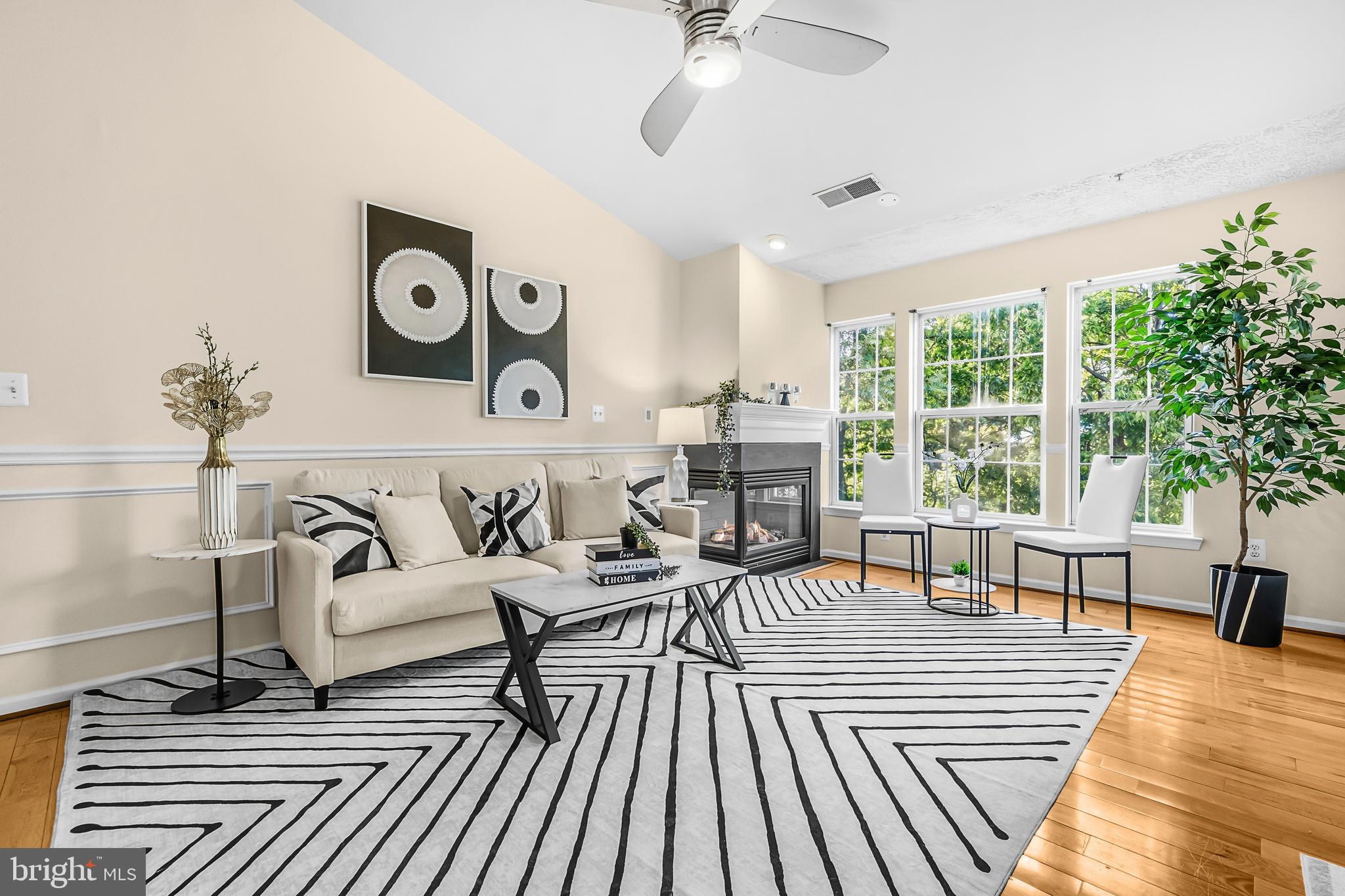 500 LEAHY COURT 1L
