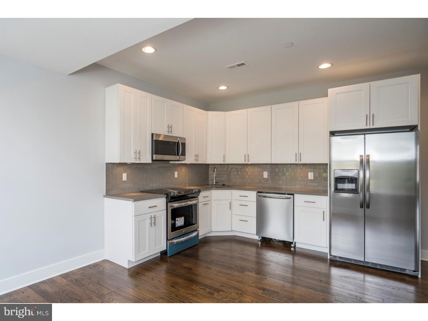 POINT BREEZE - Residential